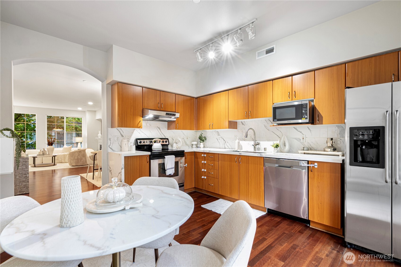 15258 NE 96th Way Unit: 103