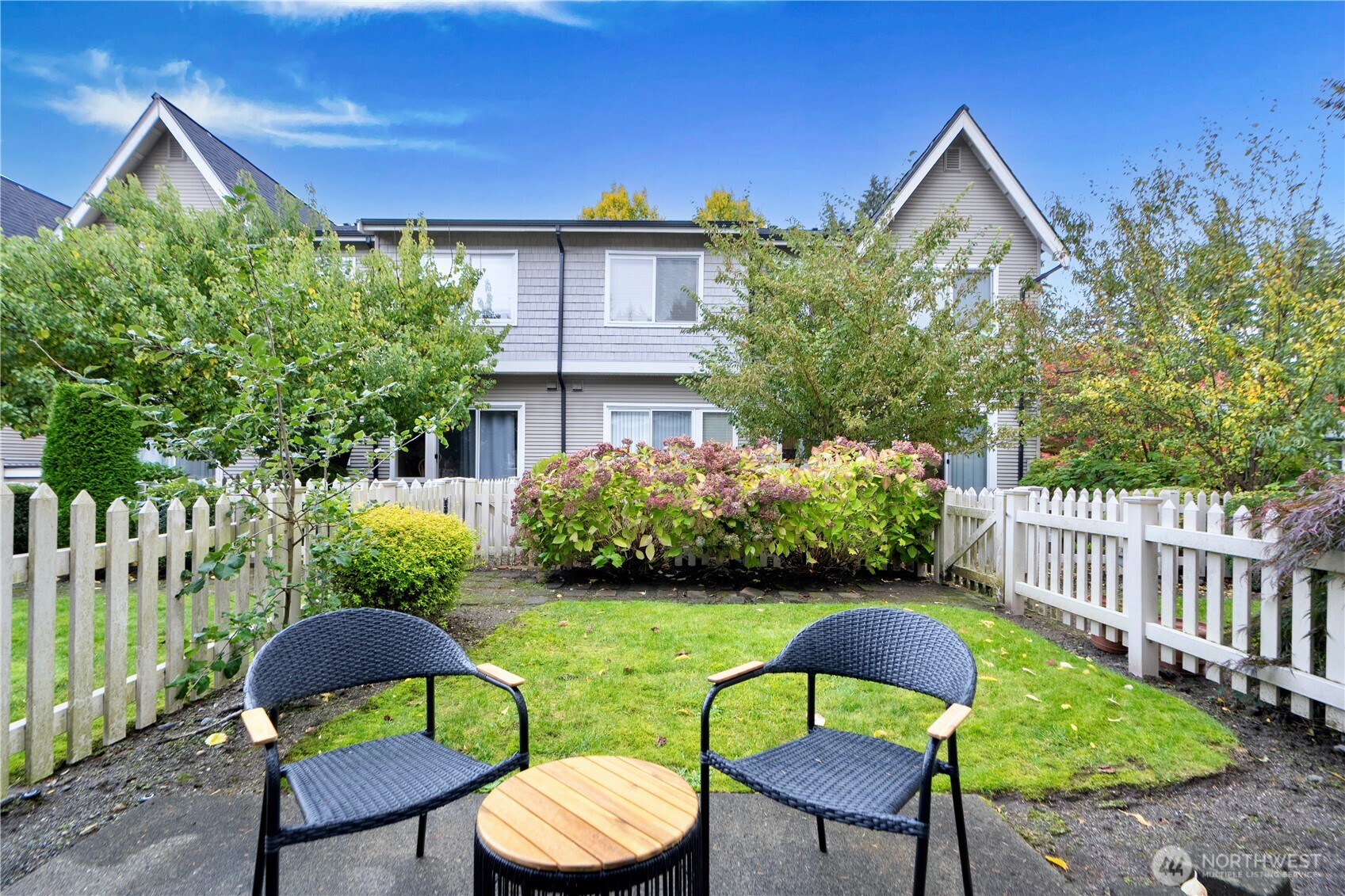 15258 NE 96th Way Unit: 103