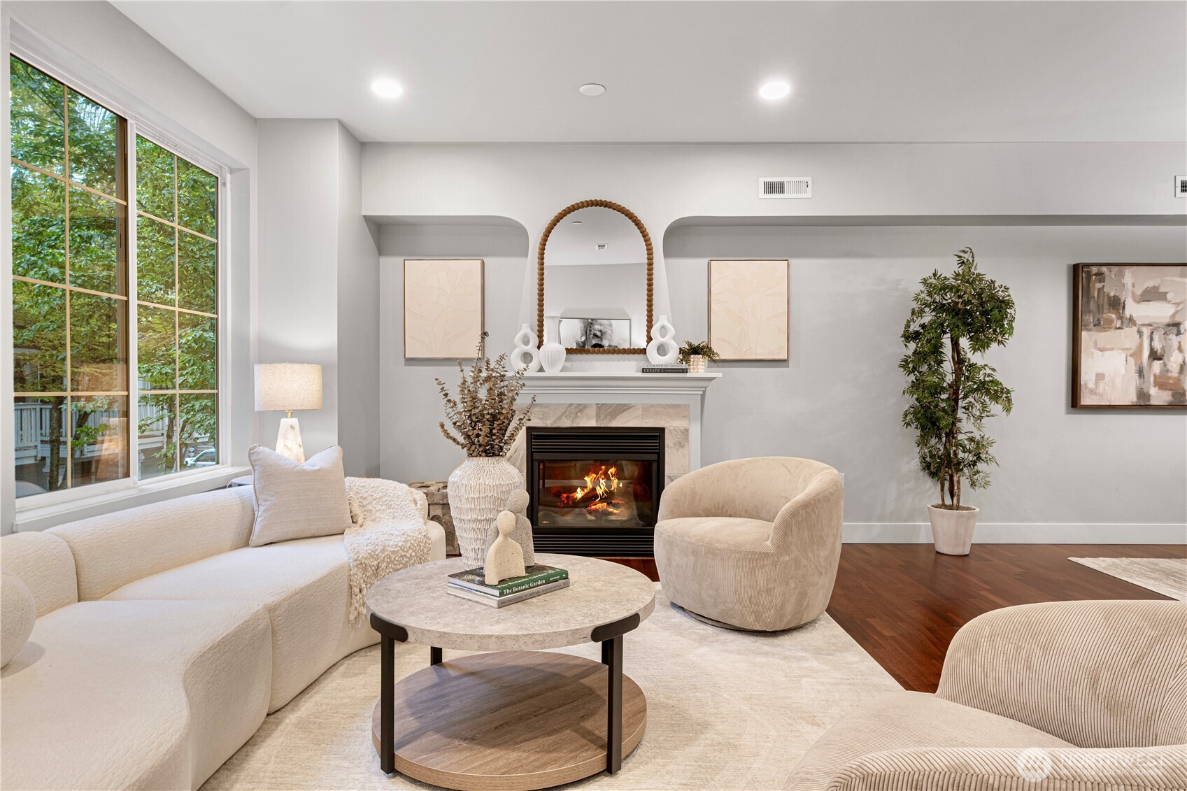 18258 NE 96th Way Unit: 103