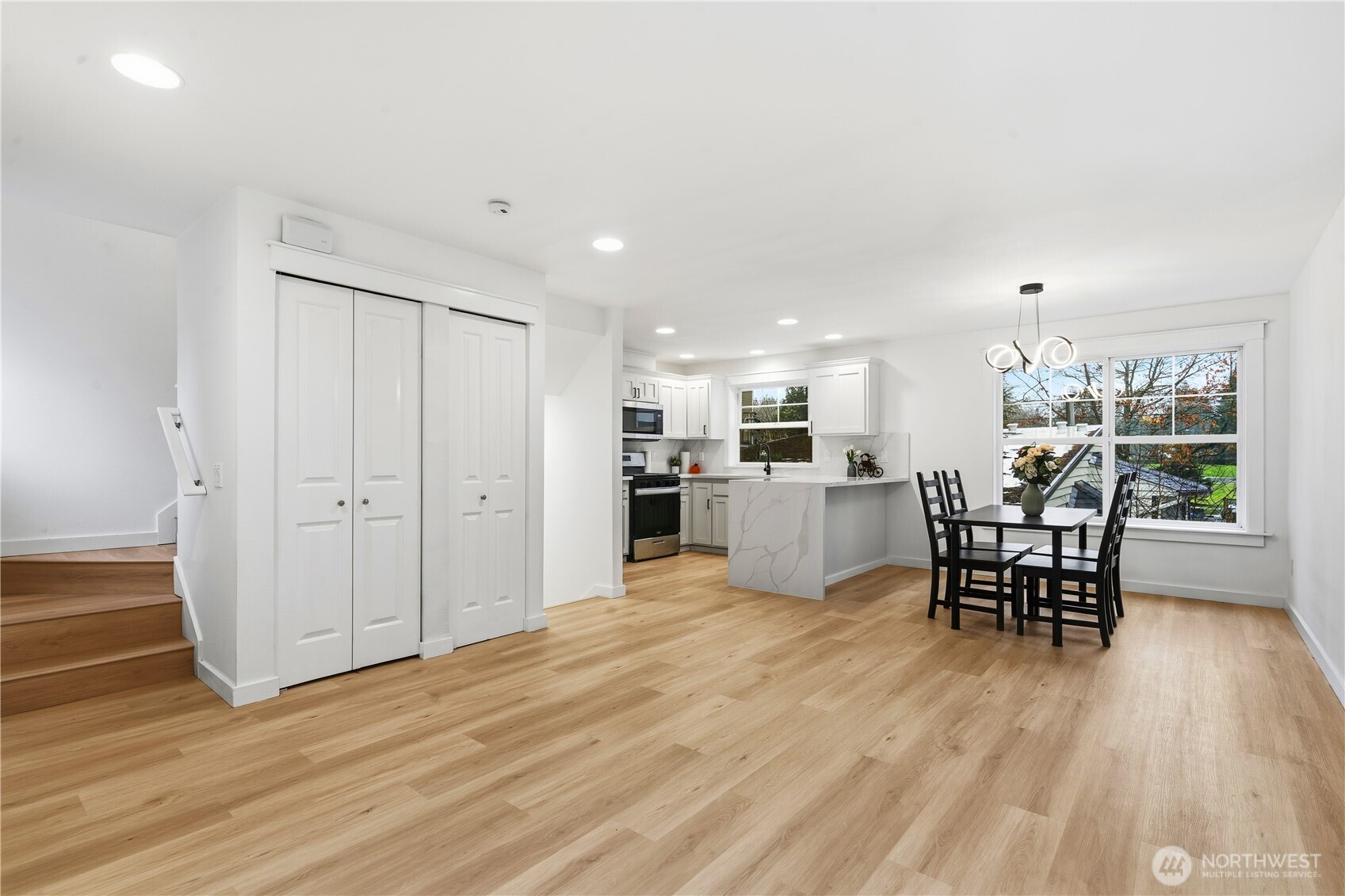 2707 NE 123rd Street