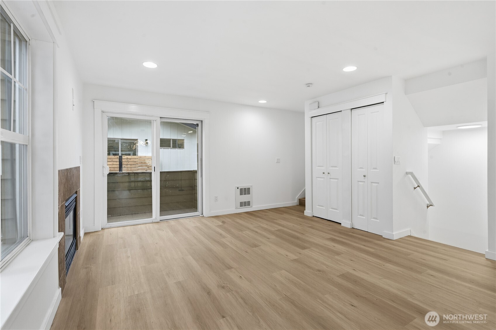 2707 NE 123rd Street