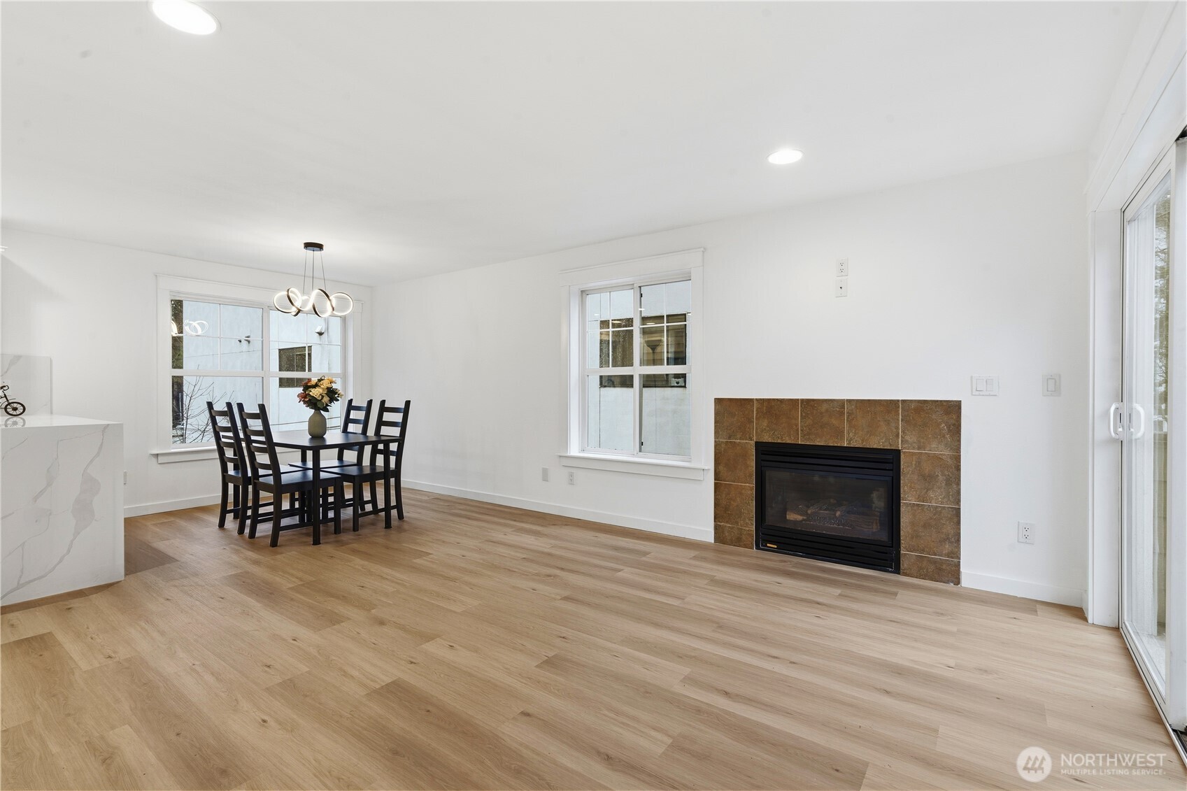 2707 NE 123rd Street