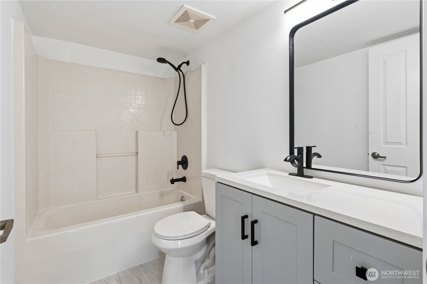 2707 NE 123rd Street