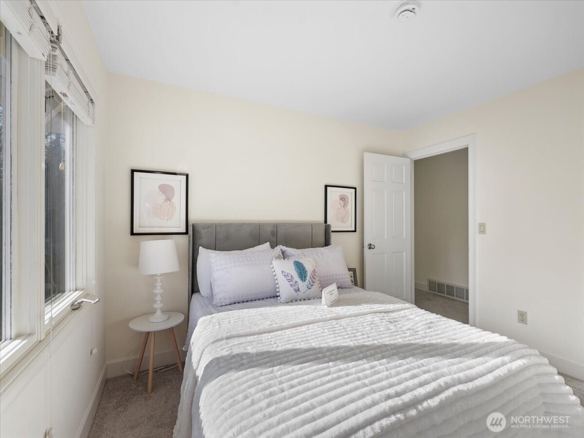 14823 164th Place NE