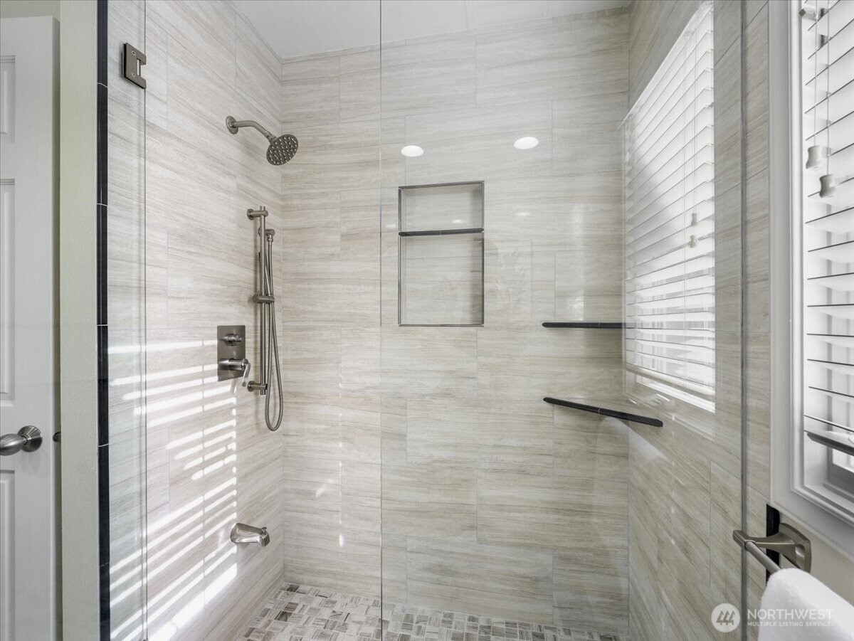 14823 164th Place NE