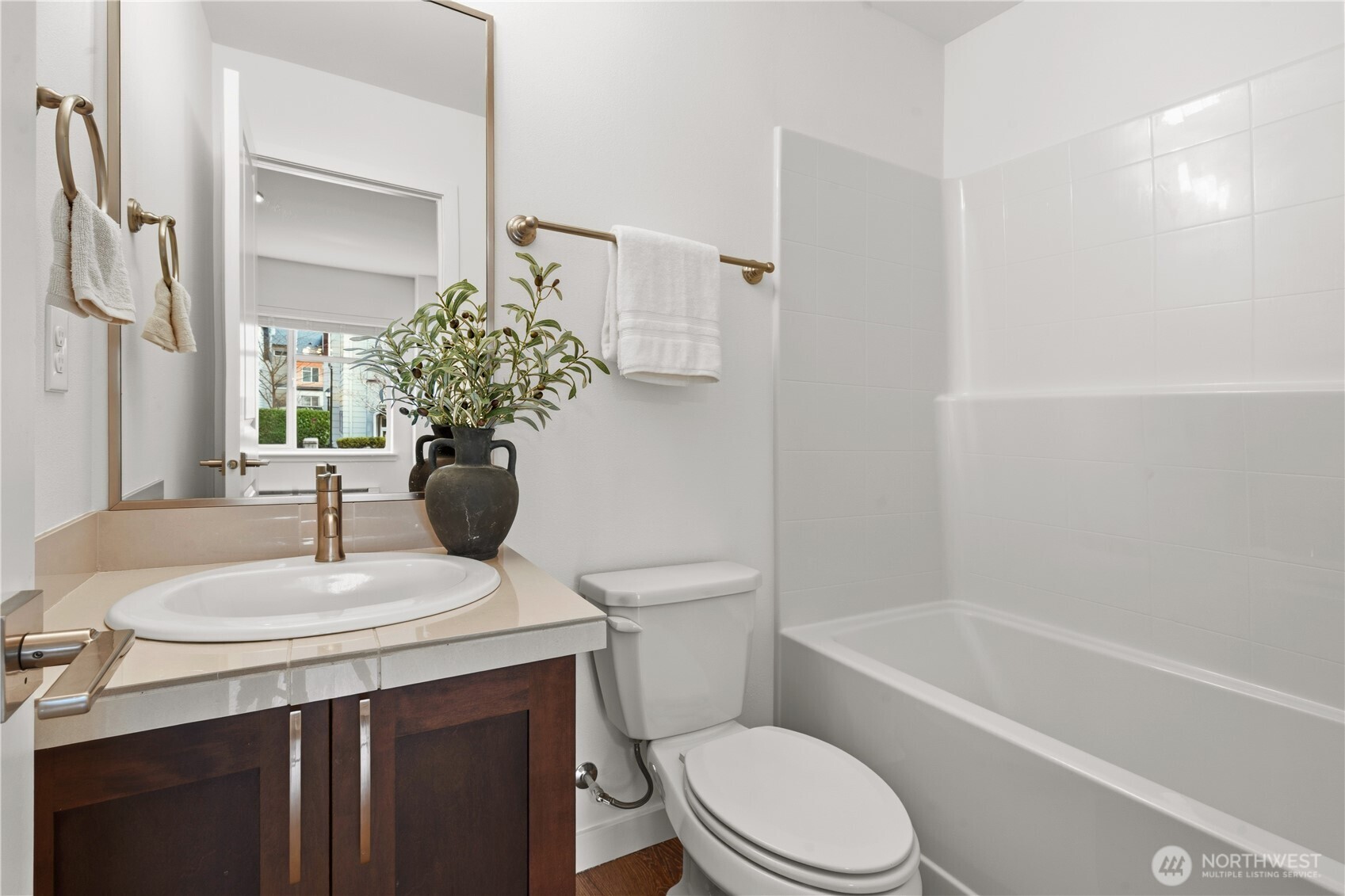 924 7th Avenue NE Unit: 19.1