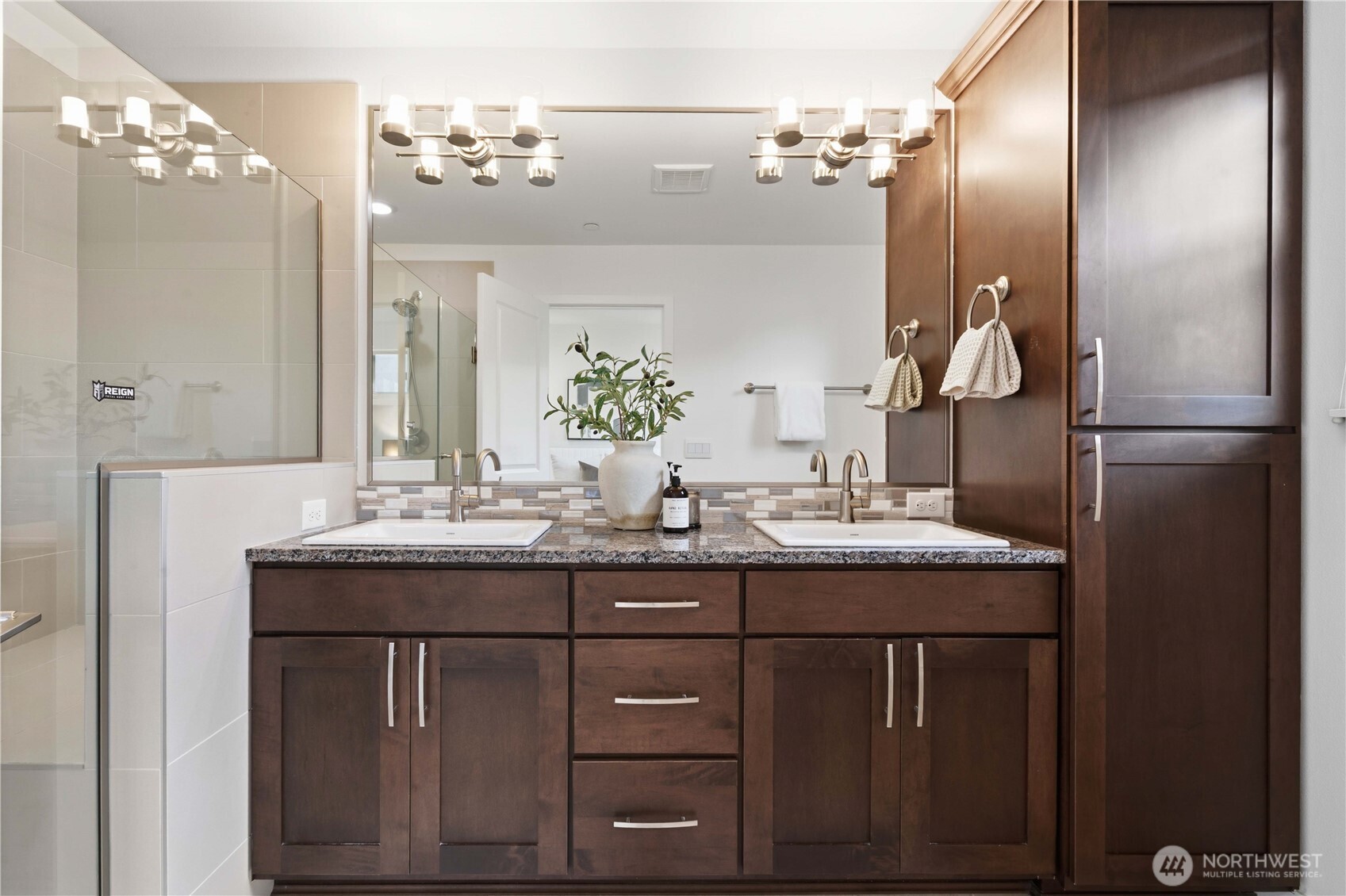 924 7th Avenue NE Unit: 19.1