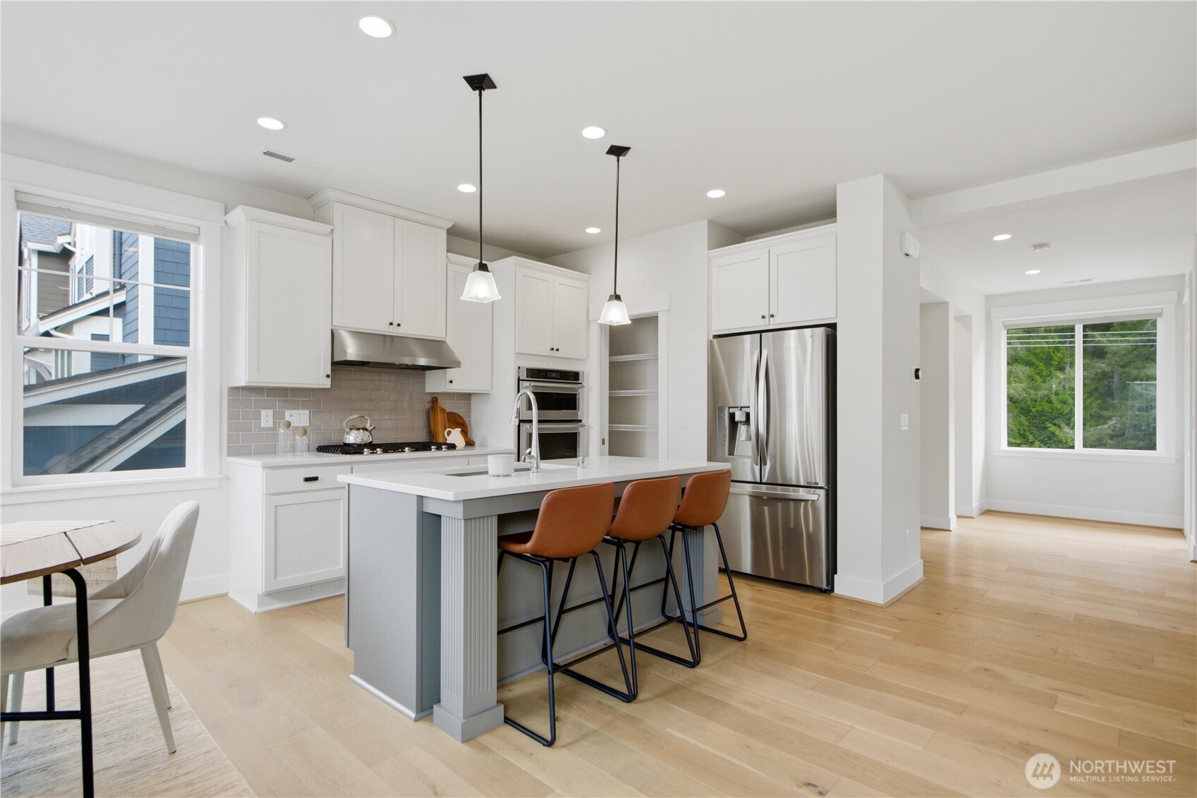 18615 46th Avenue SE