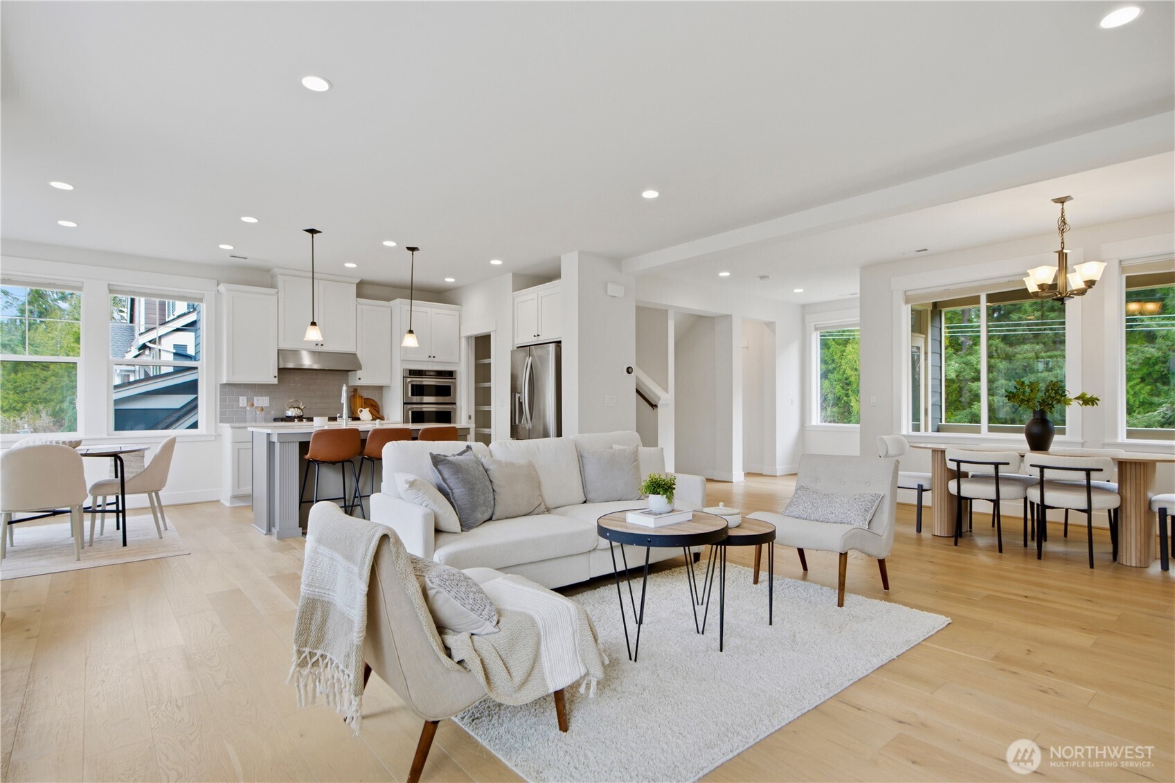 18615 46th Avenue SE