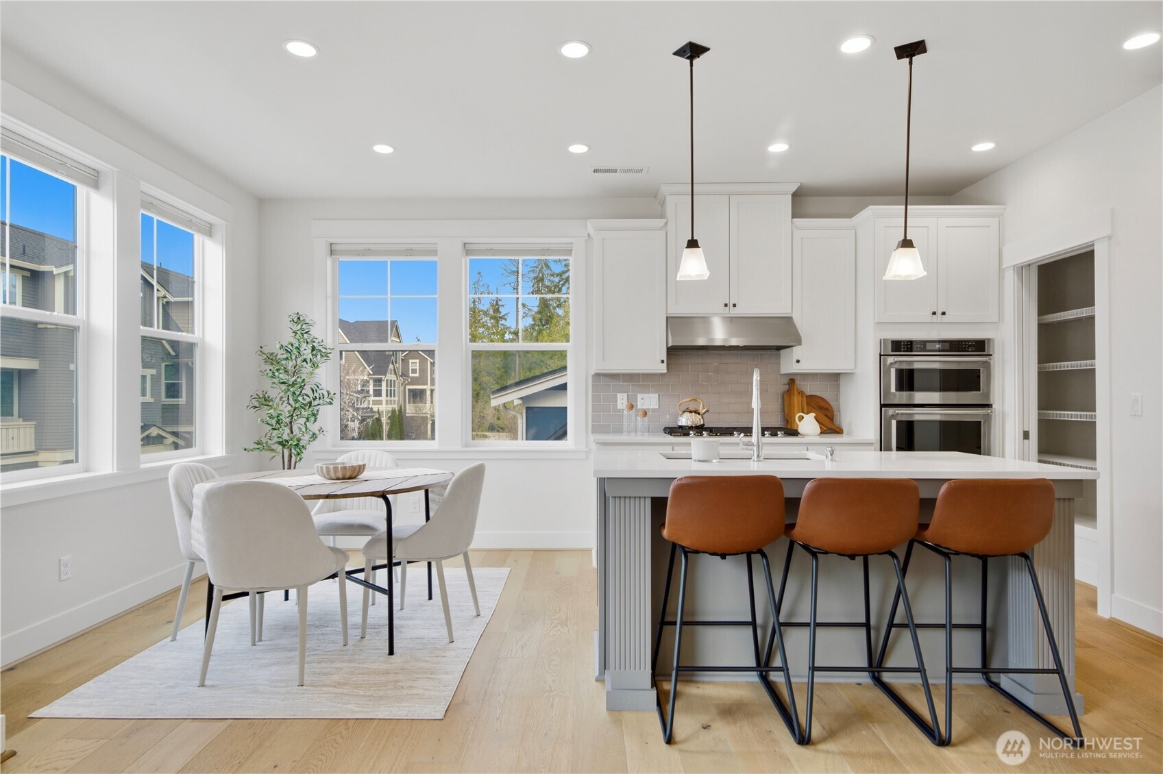 18615 46th Avenue SE