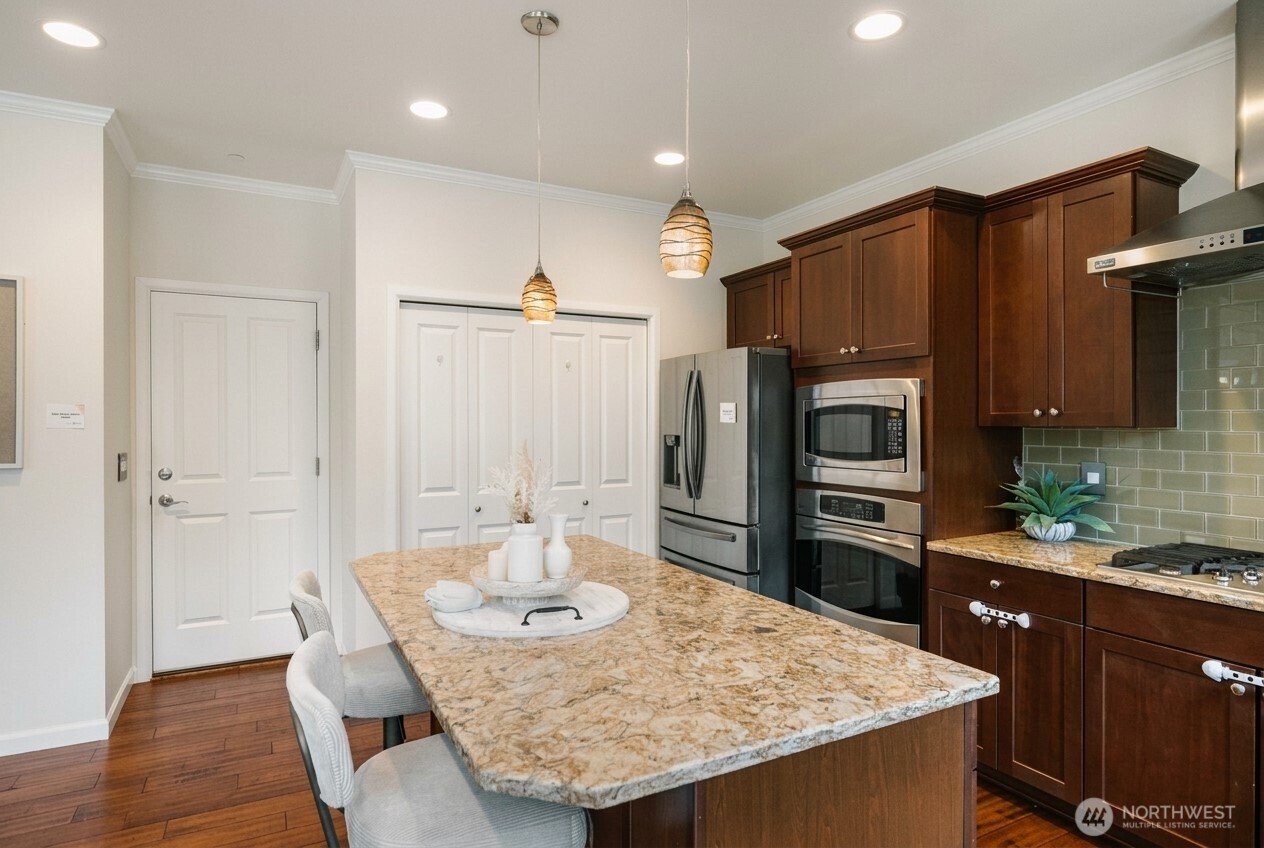 7640 NE 195th Street