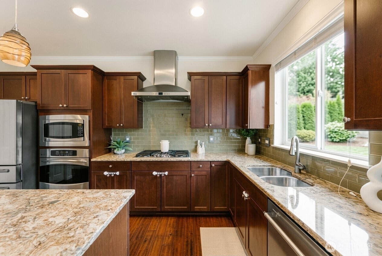 7640 NE 195th Street