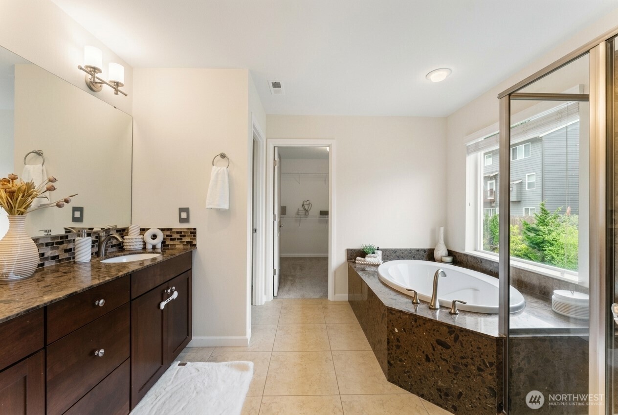 7640 NE 195th Street