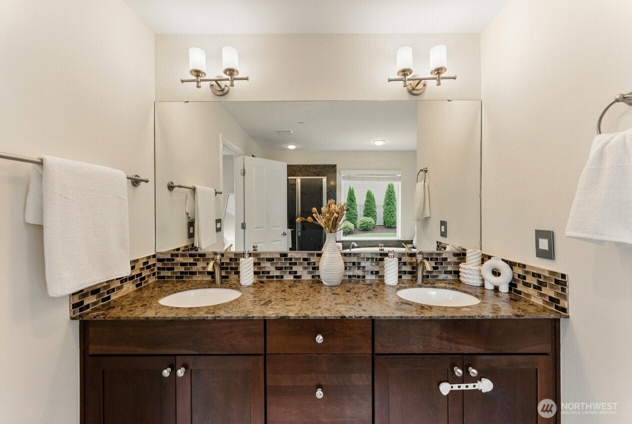 7640 NE 195th Street