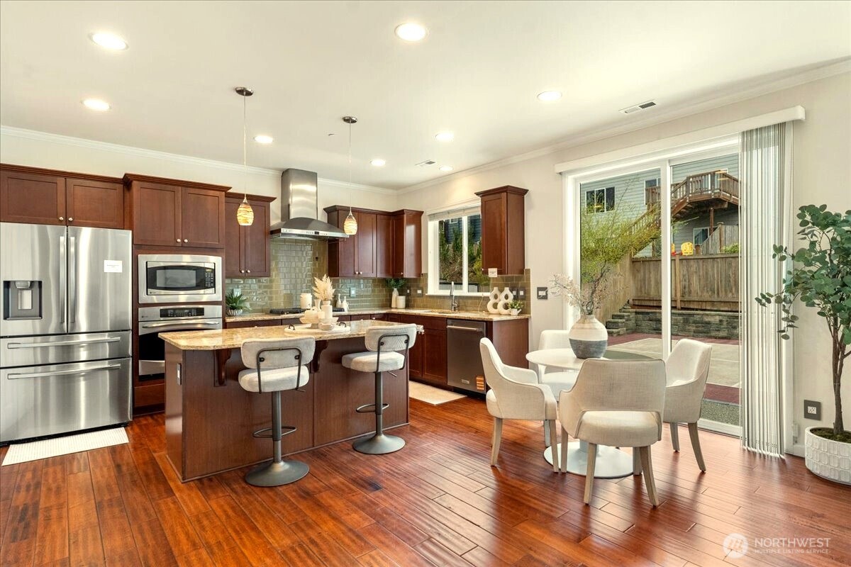 7640 NE 195th Street