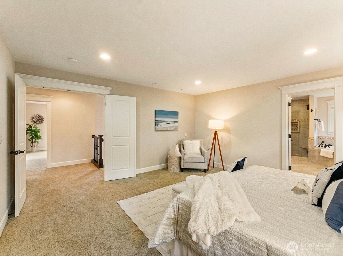 8718 NE 134th Street