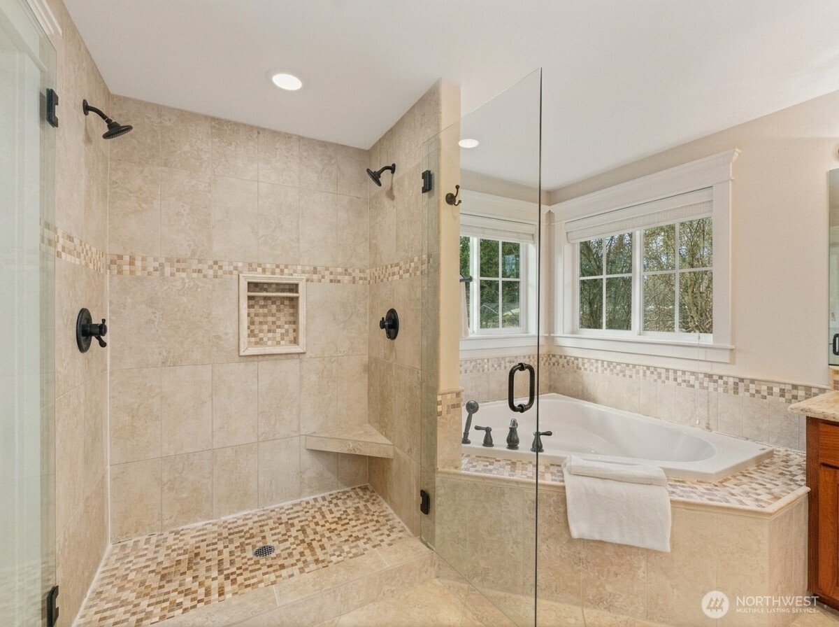 8718 NE 134th Street