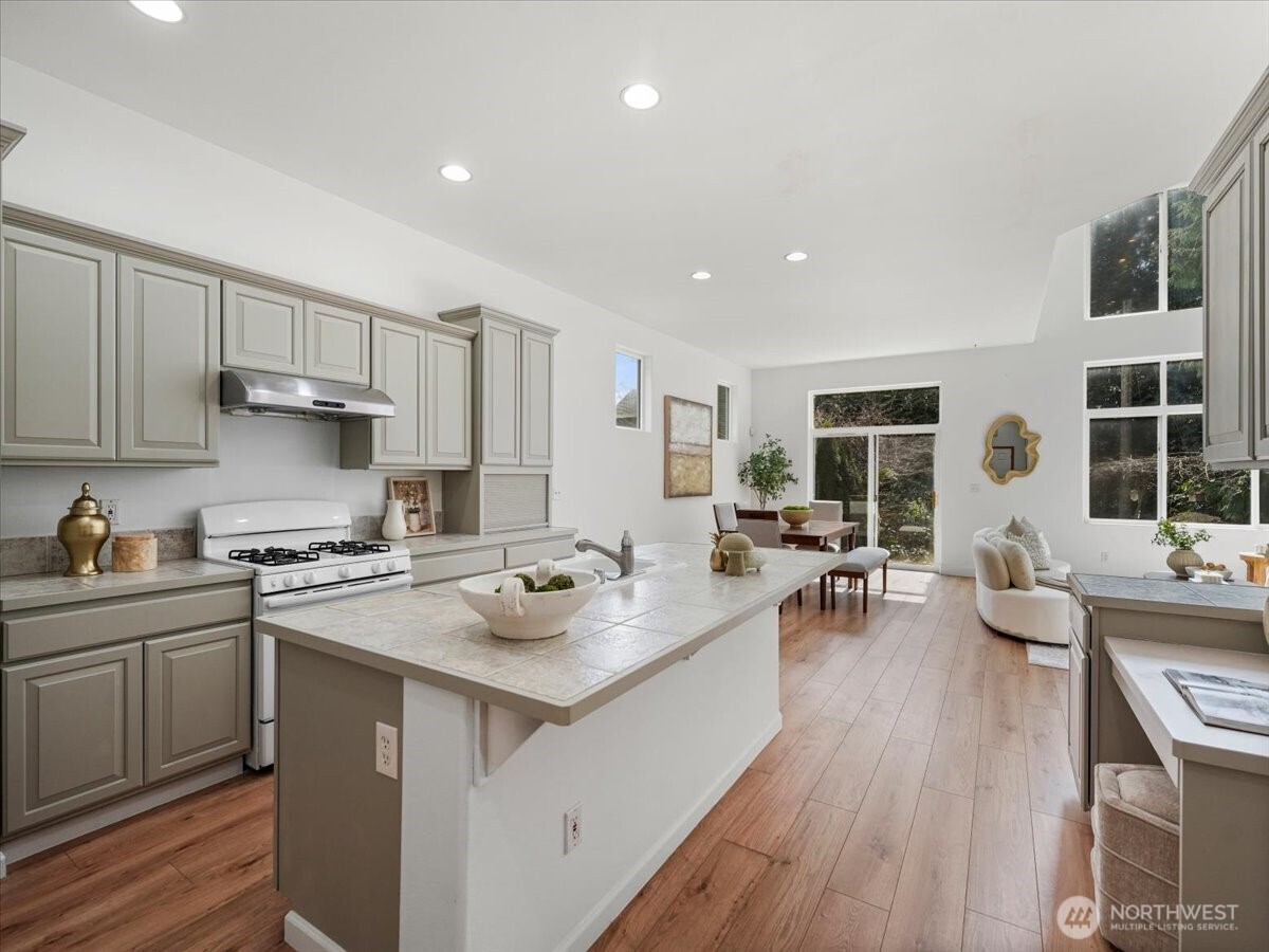 2465 132nd Avenue SE