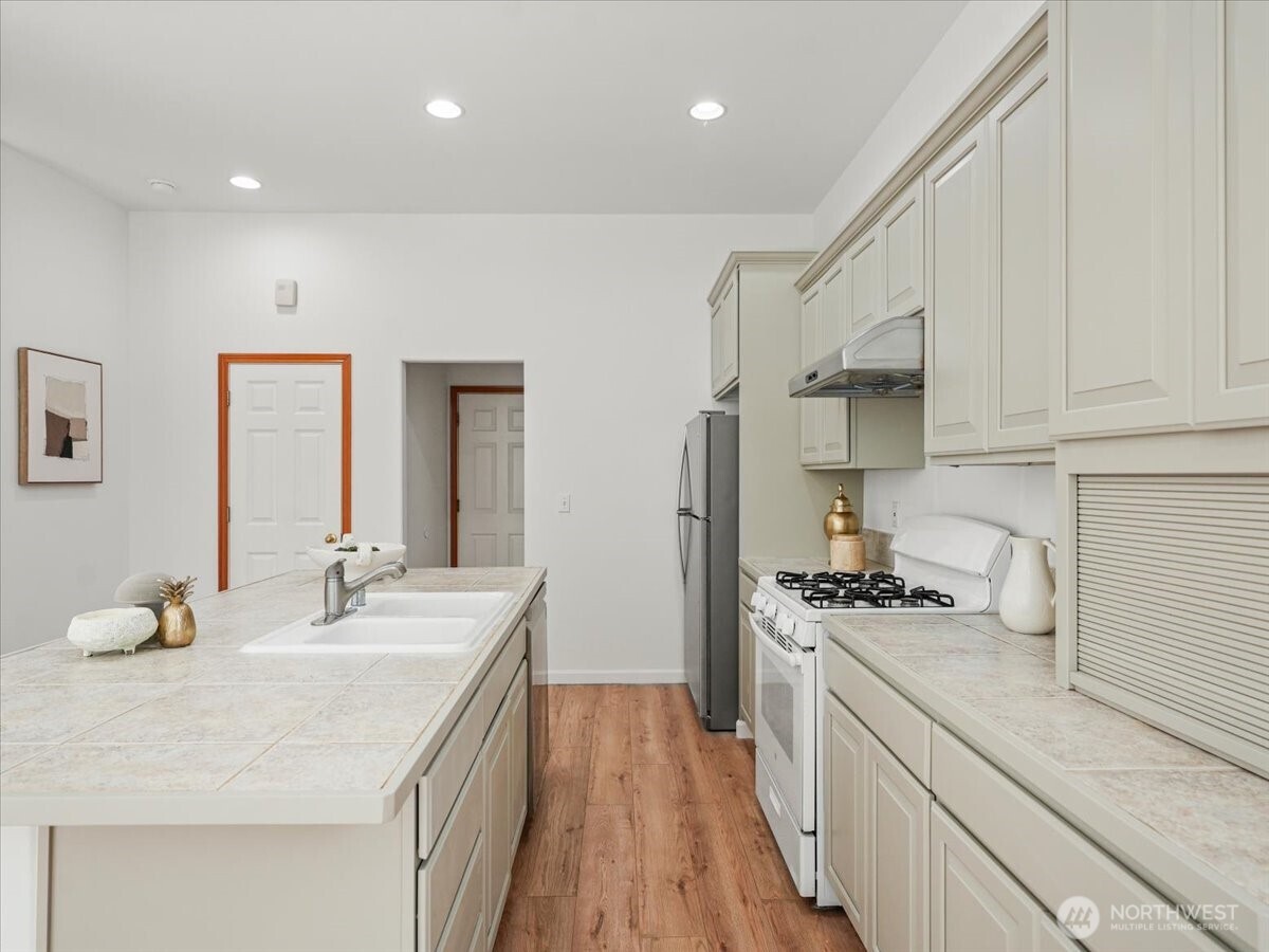 2465 132nd Avenue SE