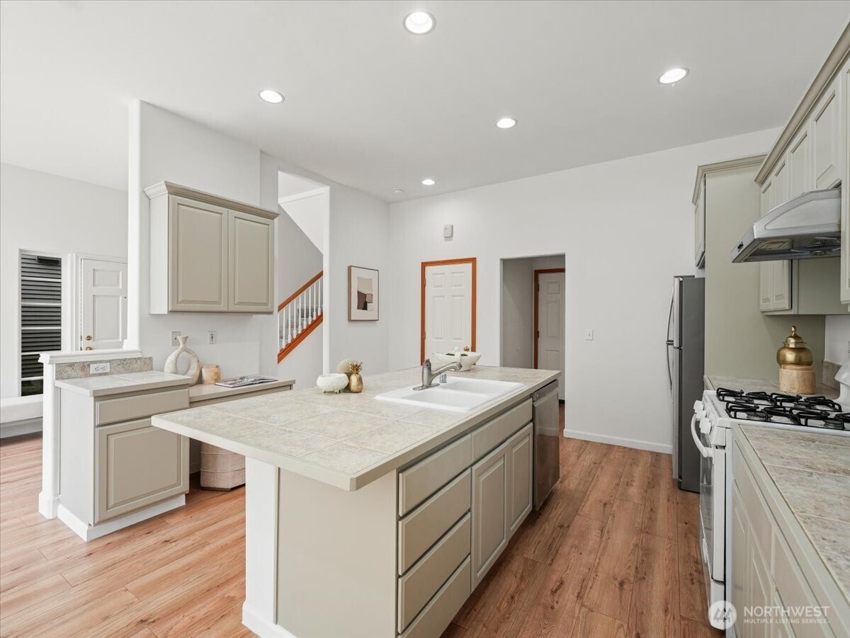 2465 132nd Avenue SE