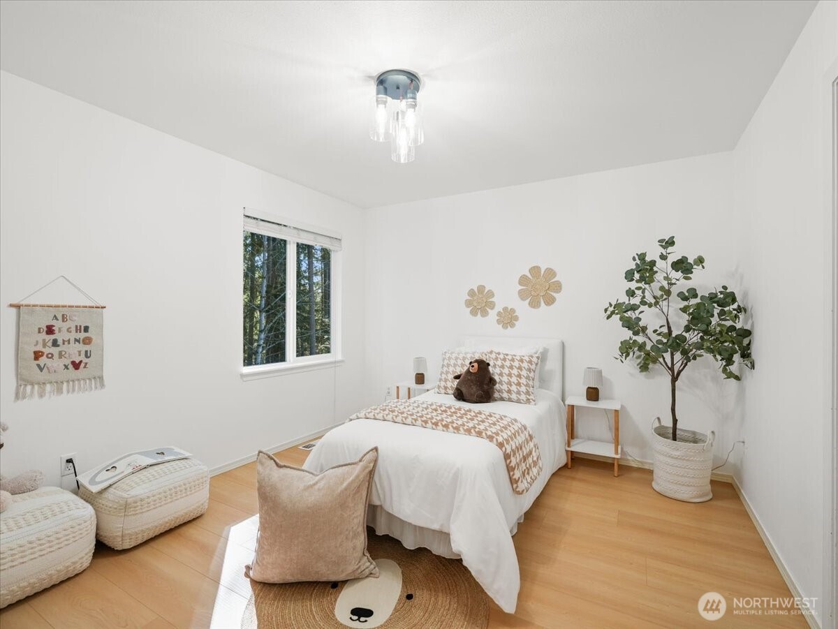 24213 SE 21st Street