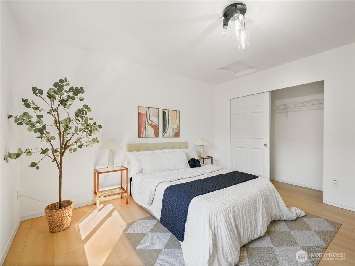 24213 SE 21st Street