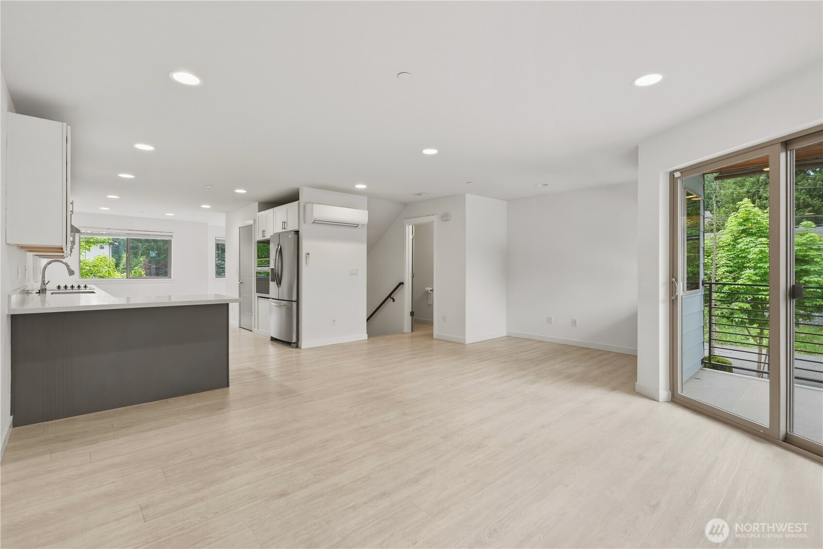 19305 7th Avenue W Unit: A1