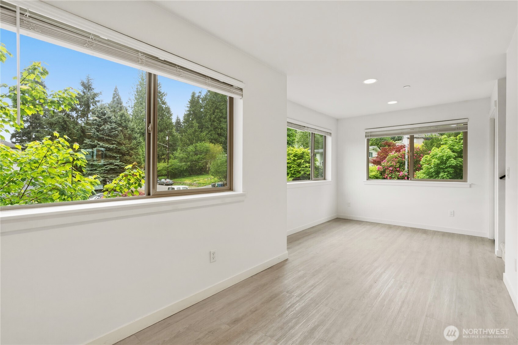 19305 7th Avenue W Unit: A1