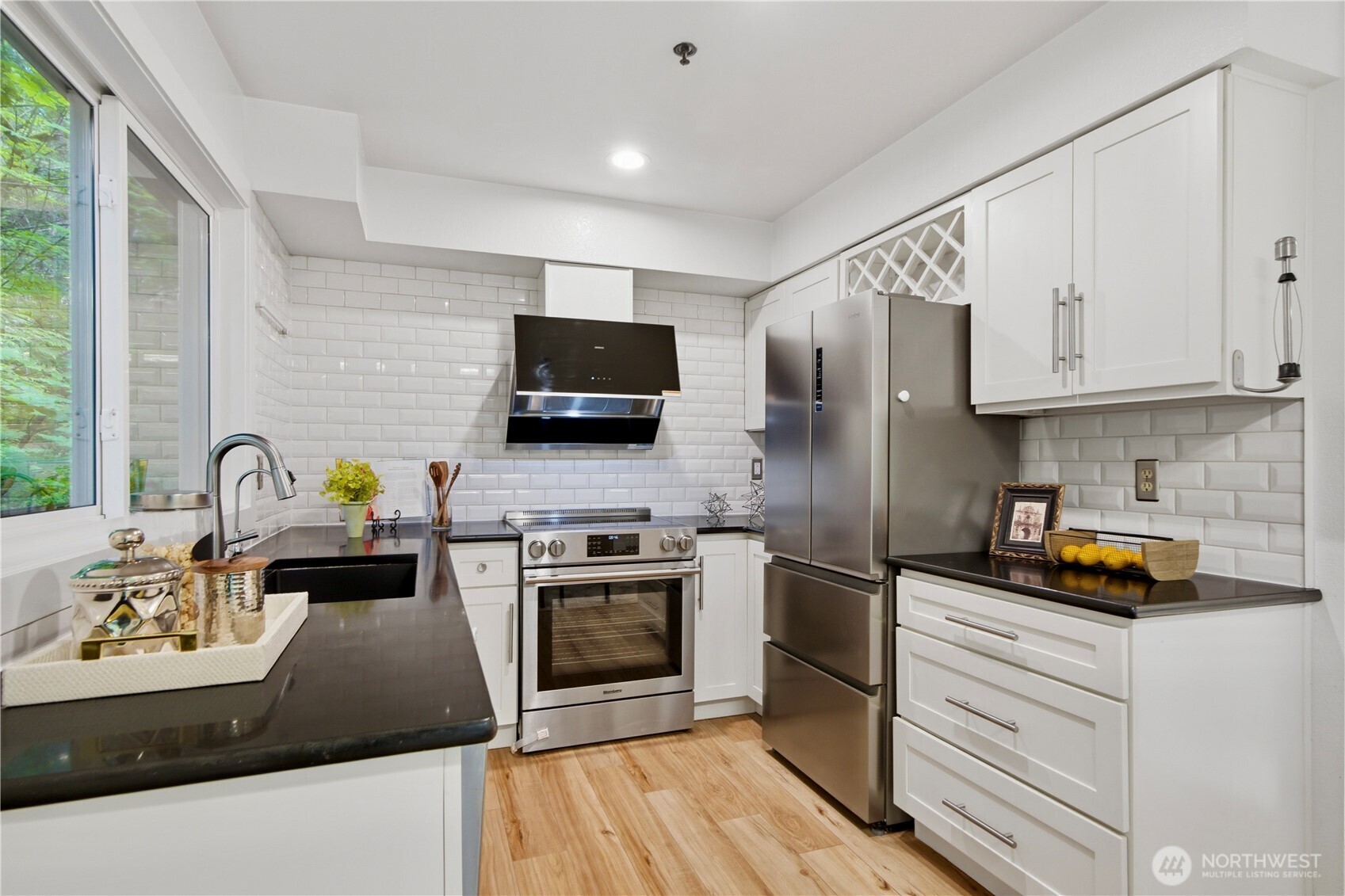 17409 NE 88th Place Unit: 9E