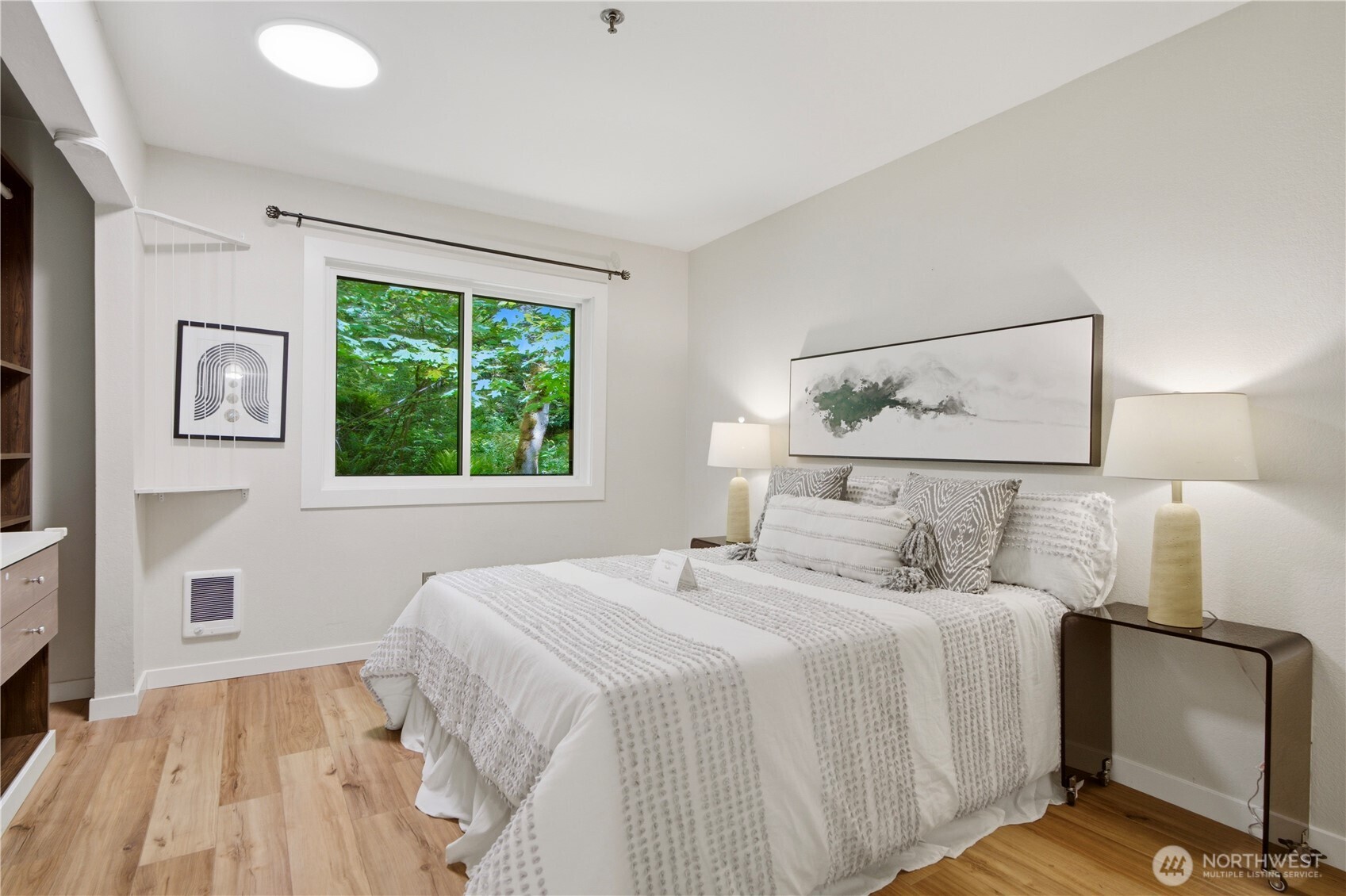 17409 NE 88th Place Unit: 9E