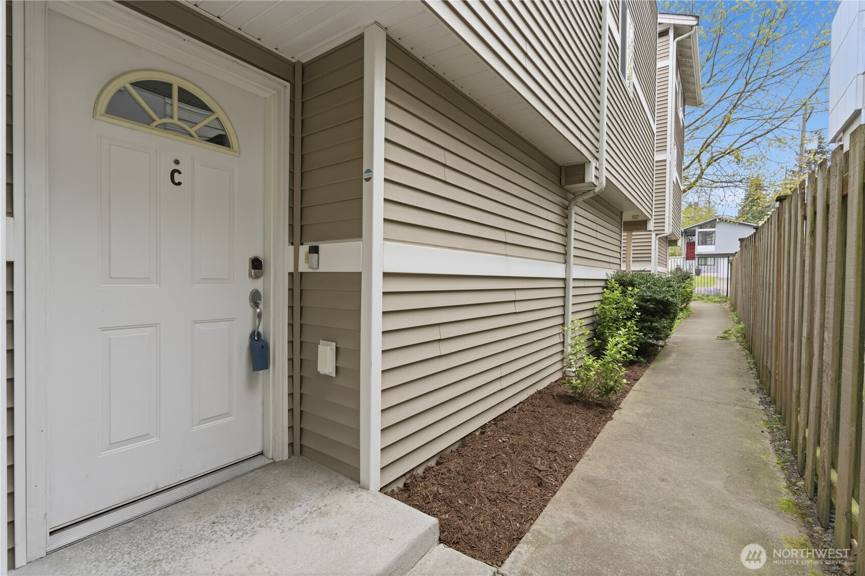 10520 Whitman Avenue N Unit: C