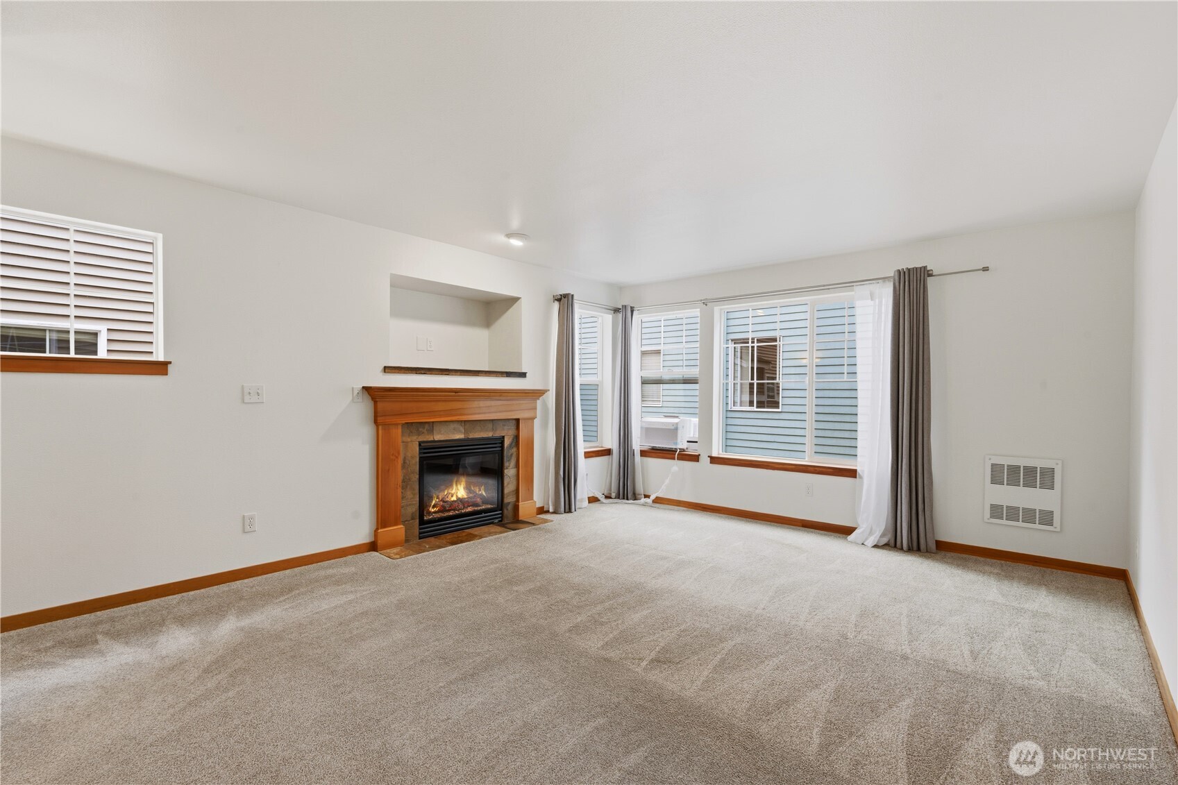 10520 Whitman Avenue N Unit: C
