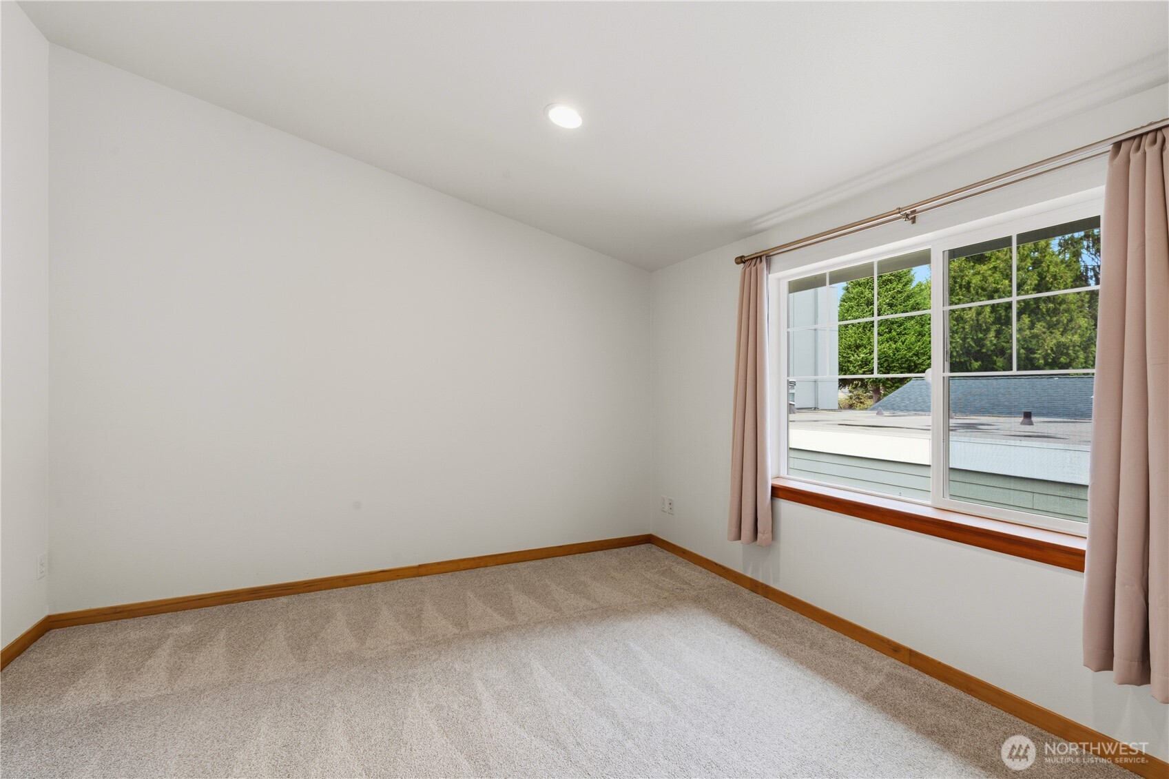 10520 Whitman Avenue N Unit: C