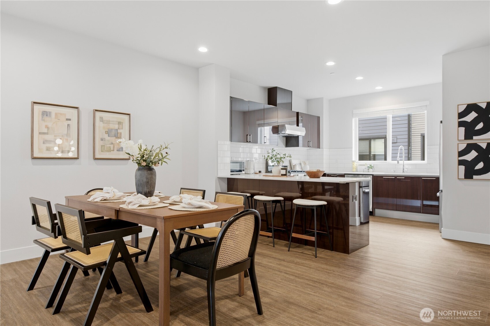 522 Glacier Walk SE