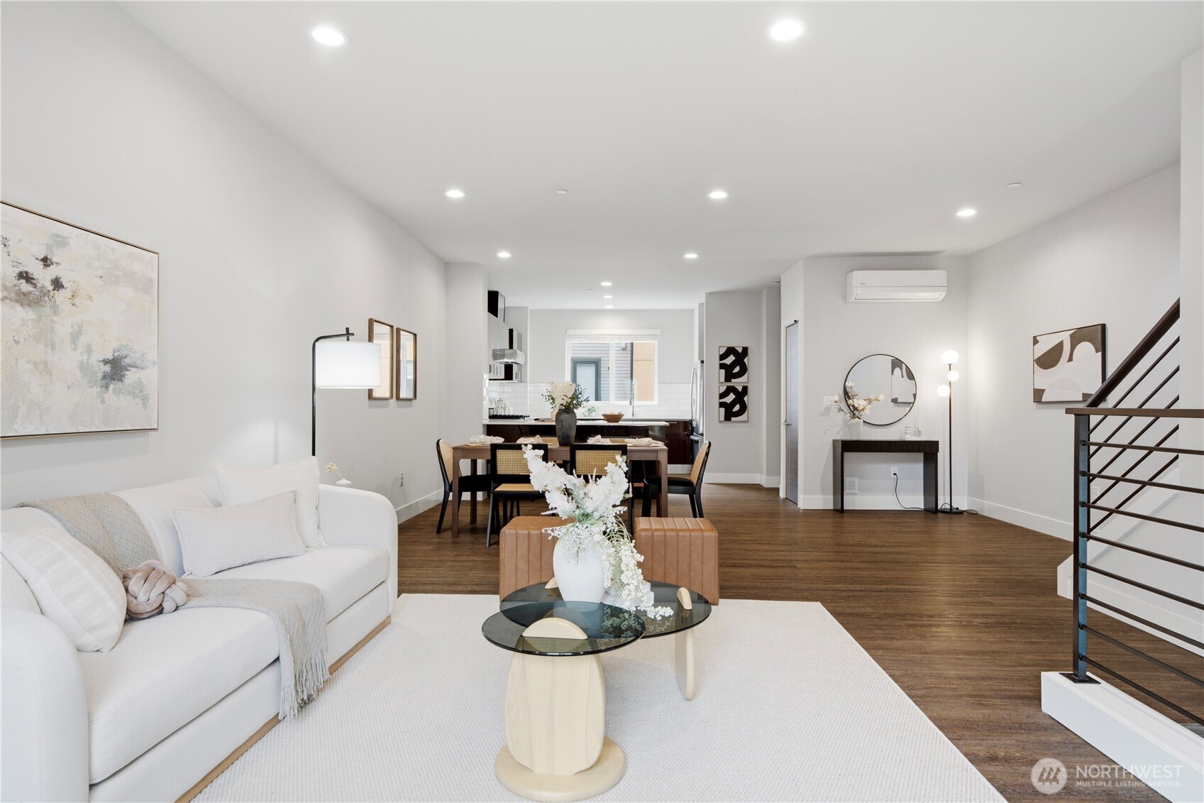 522 Glacier Walk SE