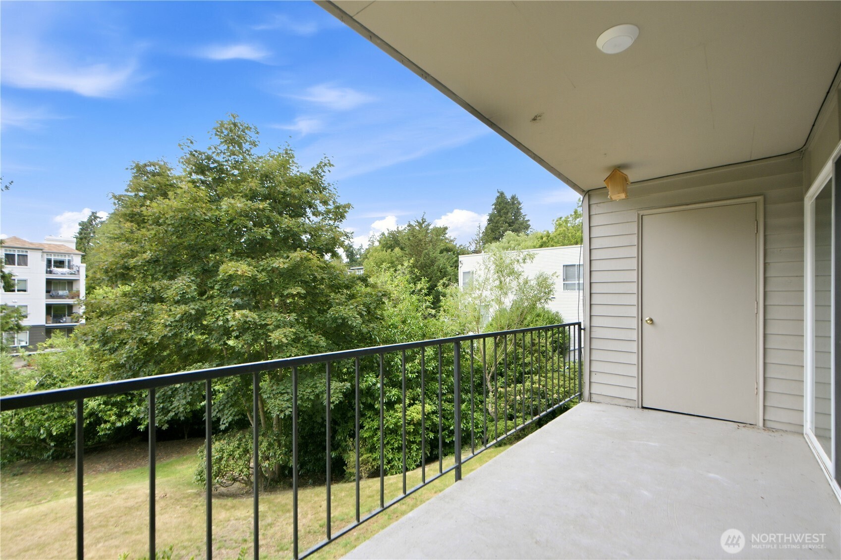 321 Bellevue Way SE Unit: 203
