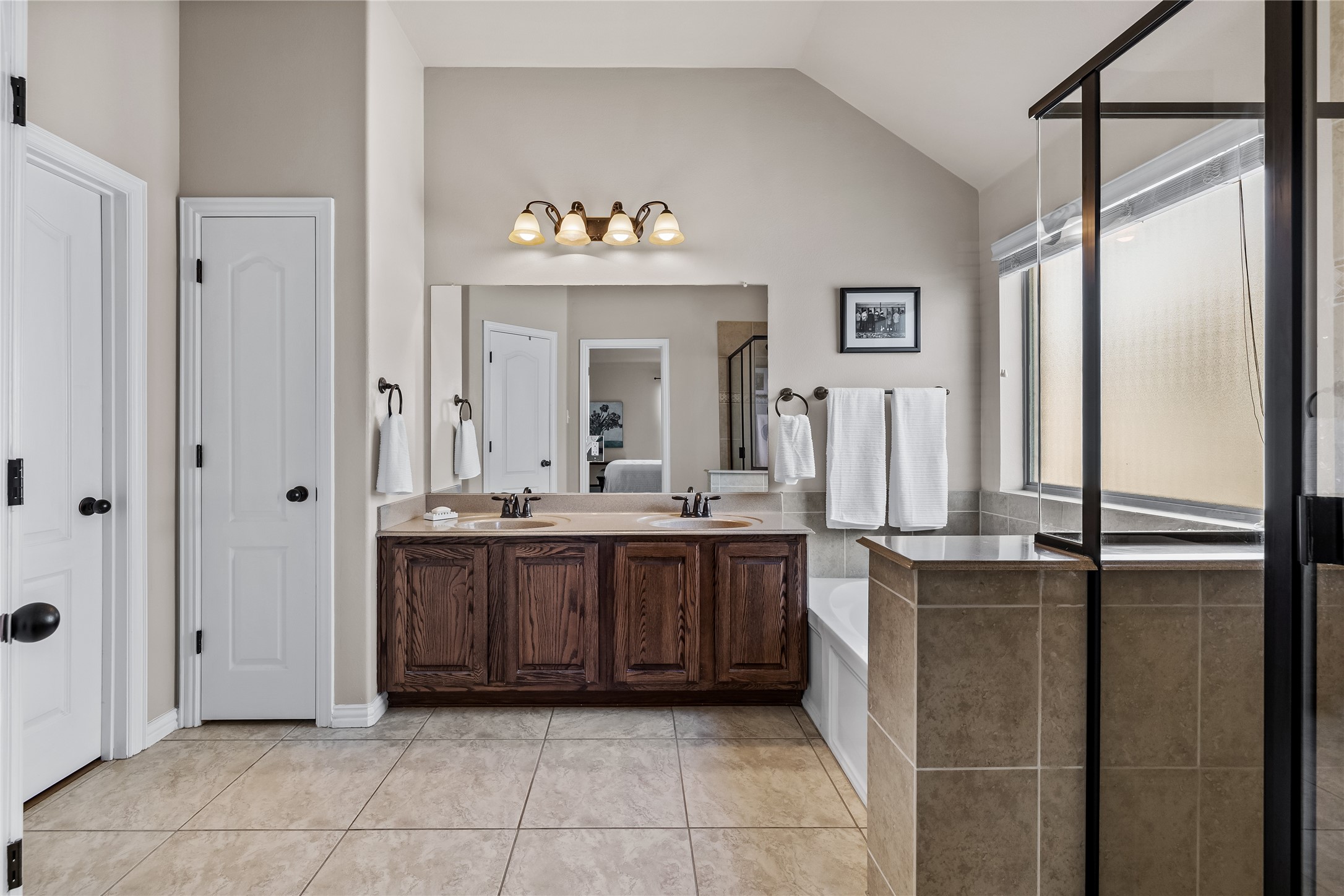 12400 Woods Edge Trail