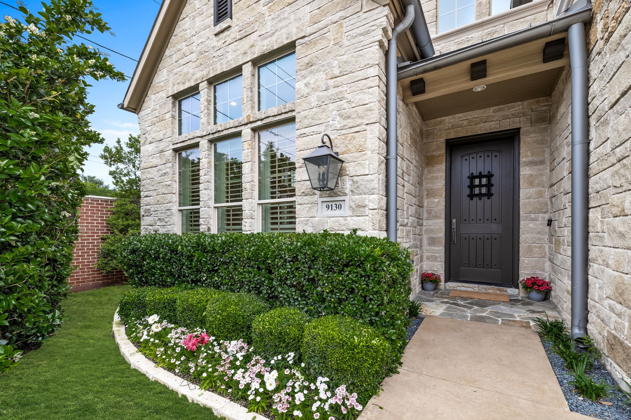 9130 Cochran Bluff Lane