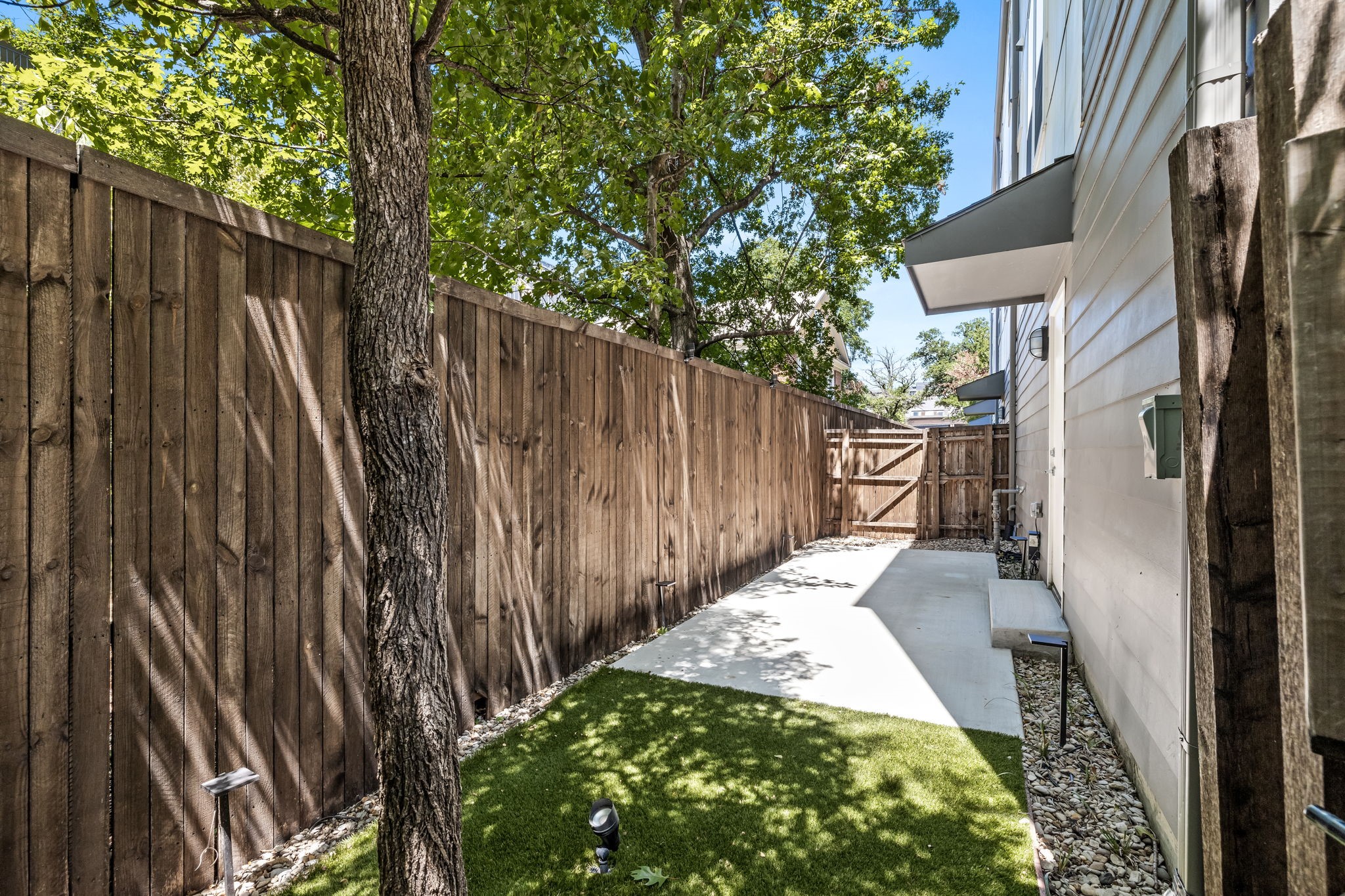 5734 Oram Street 104