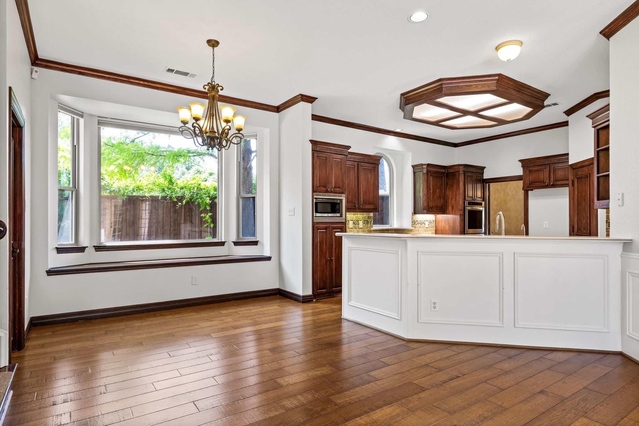 5001 Hudson Drive