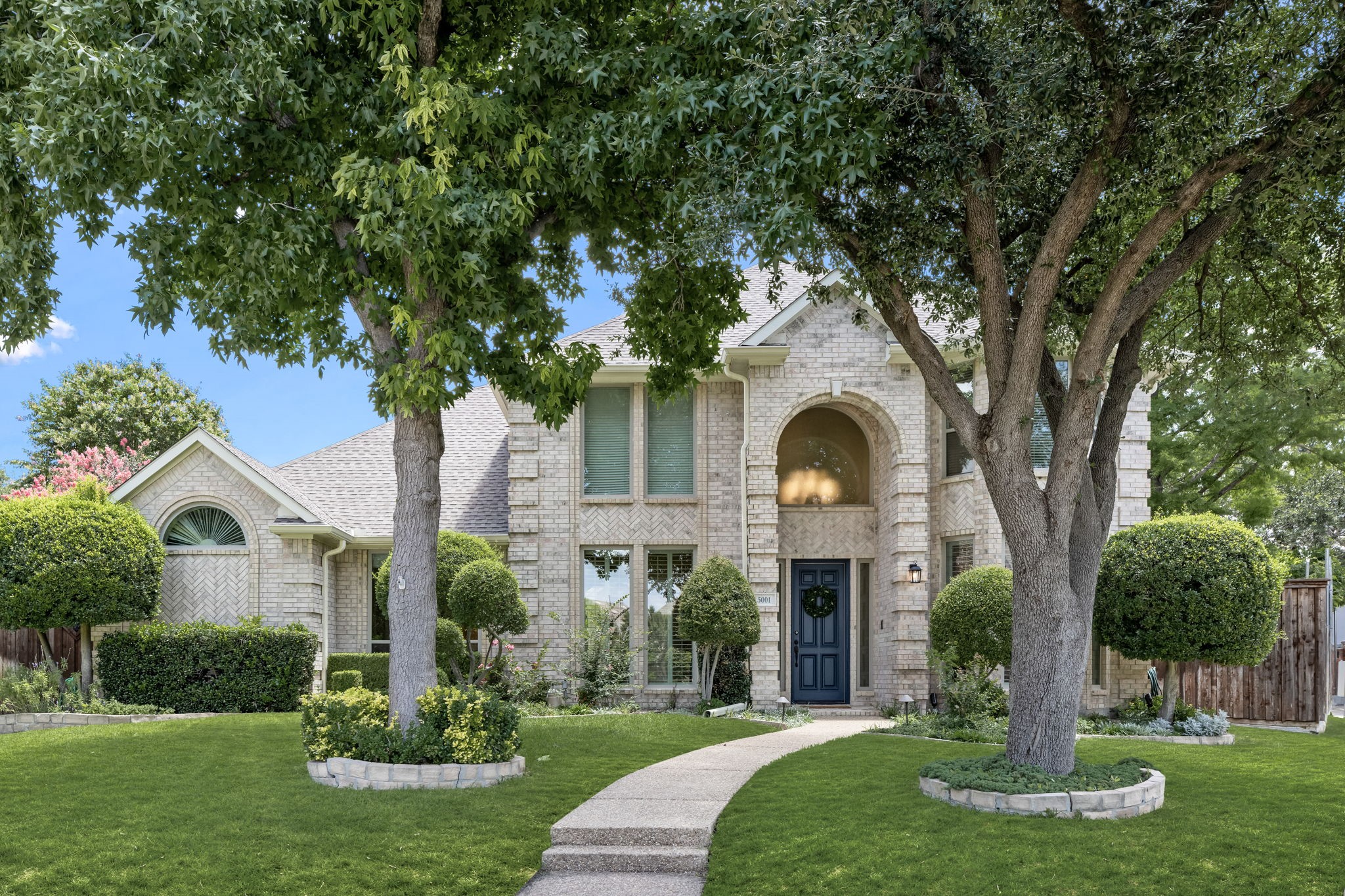 5001 Hudson Drive