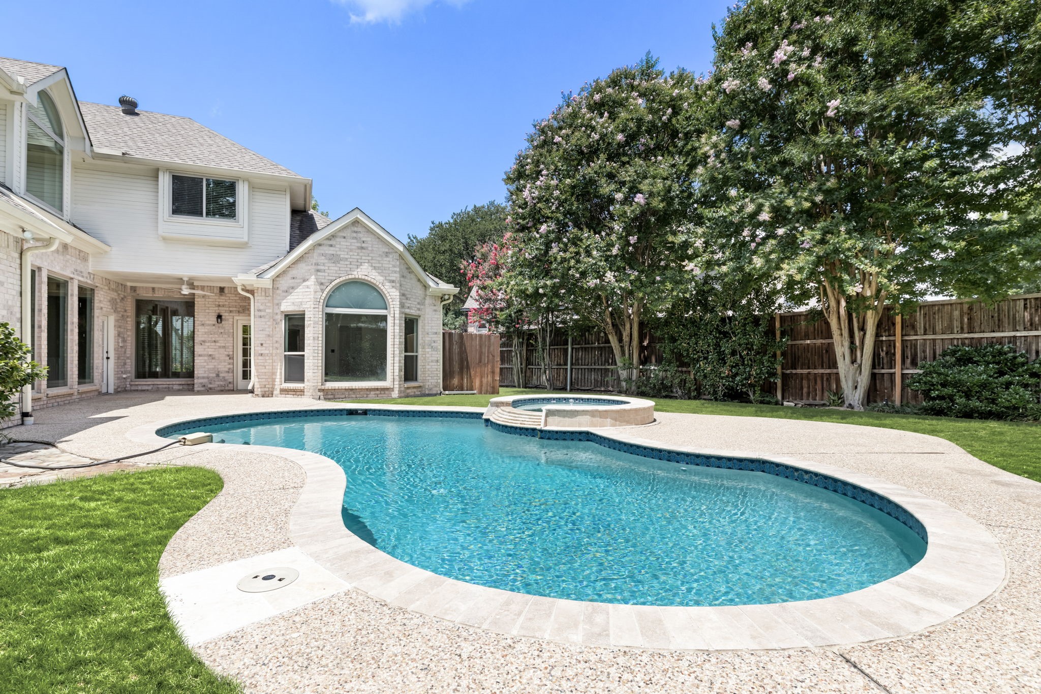 5001 Hudson Drive