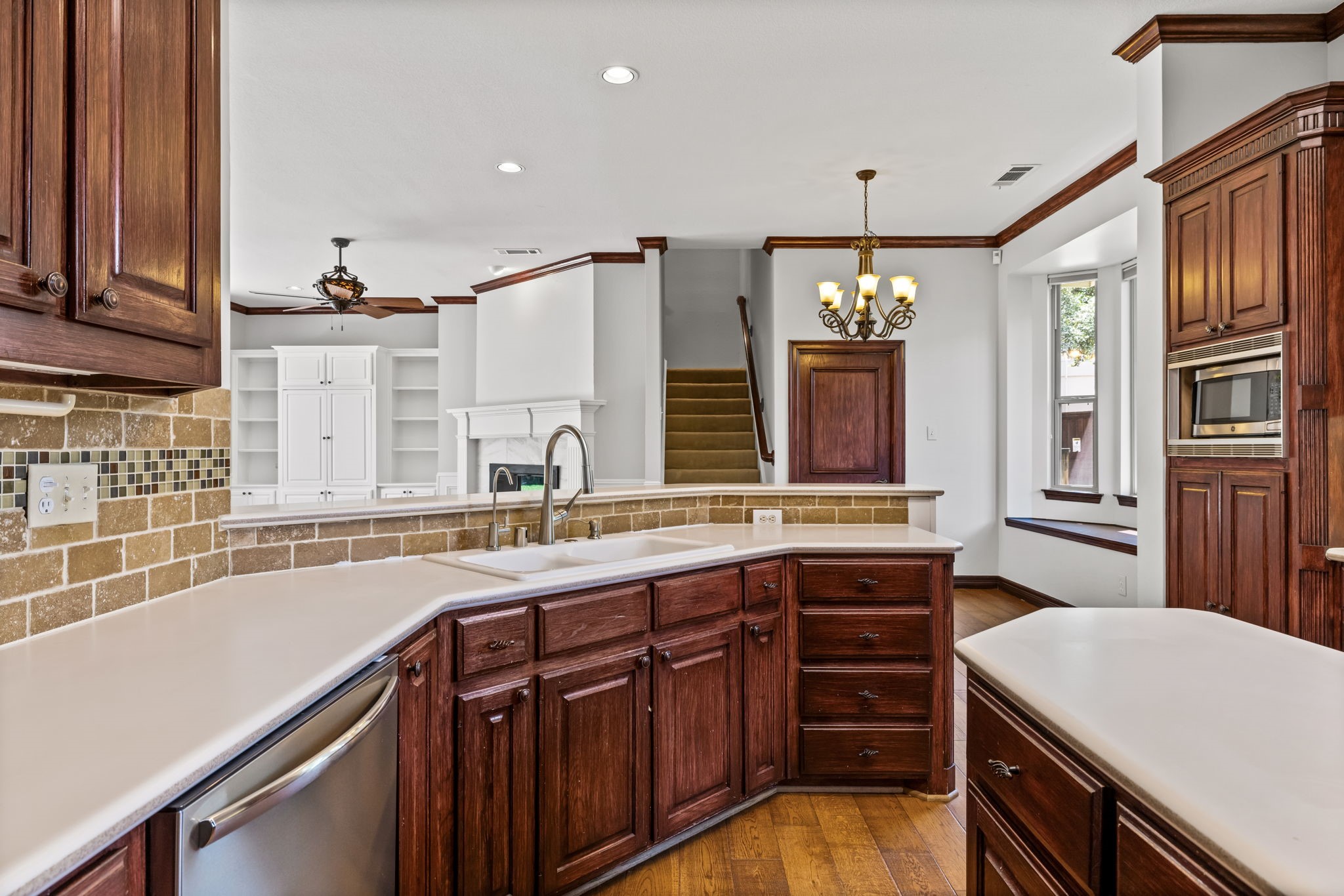 5001 Hudson Drive