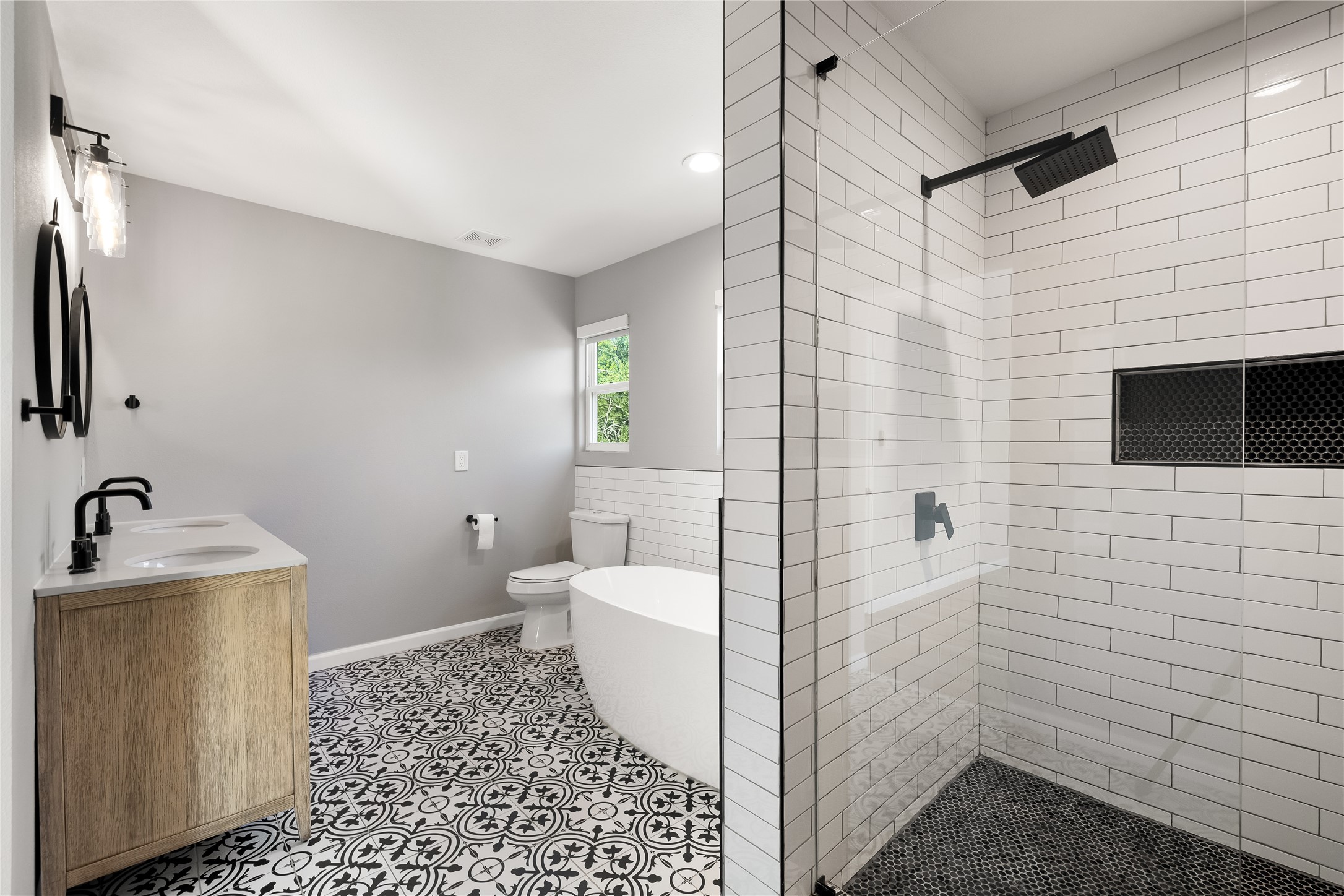 2728 Livingston Avenue