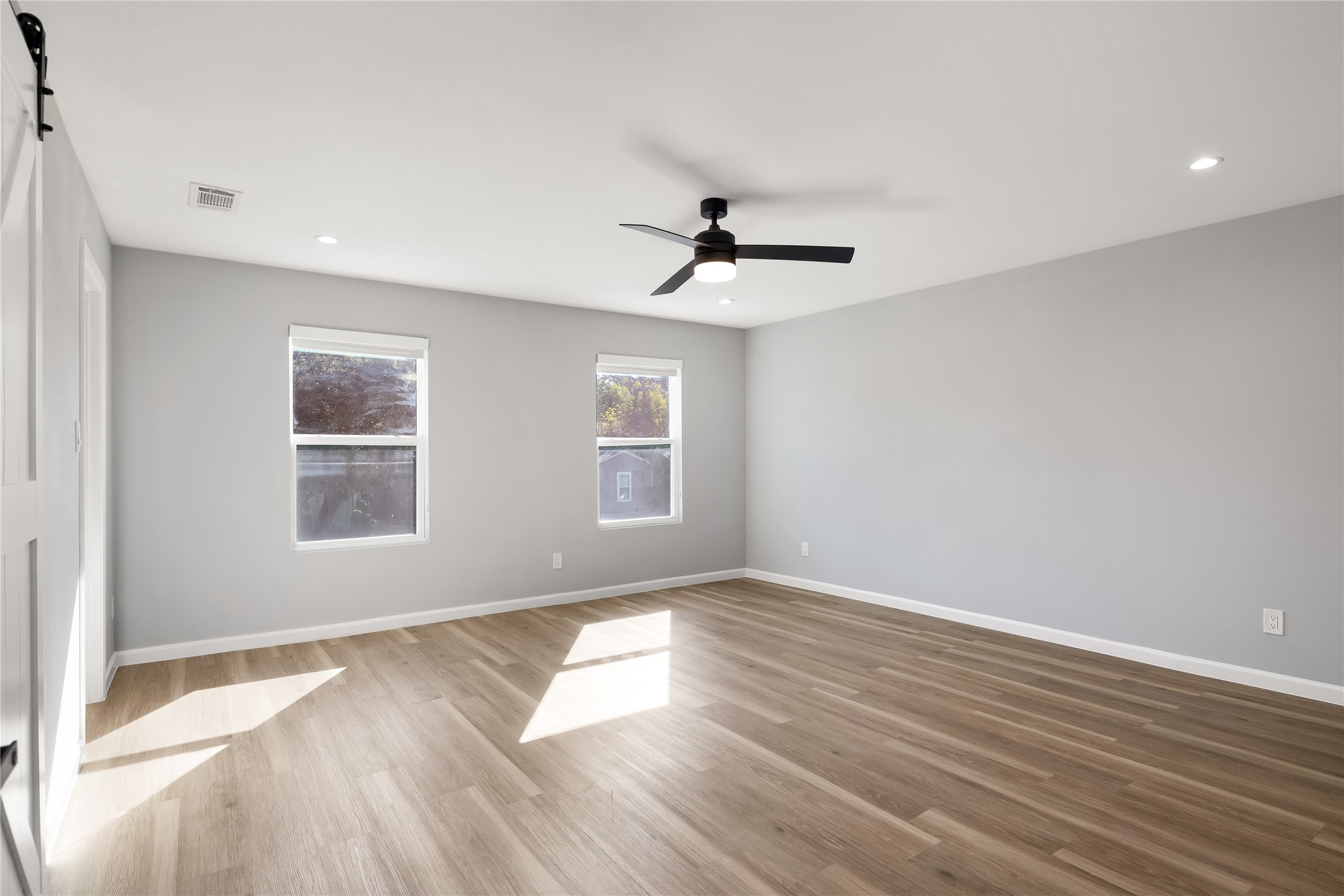 2728 Livingston Avenue