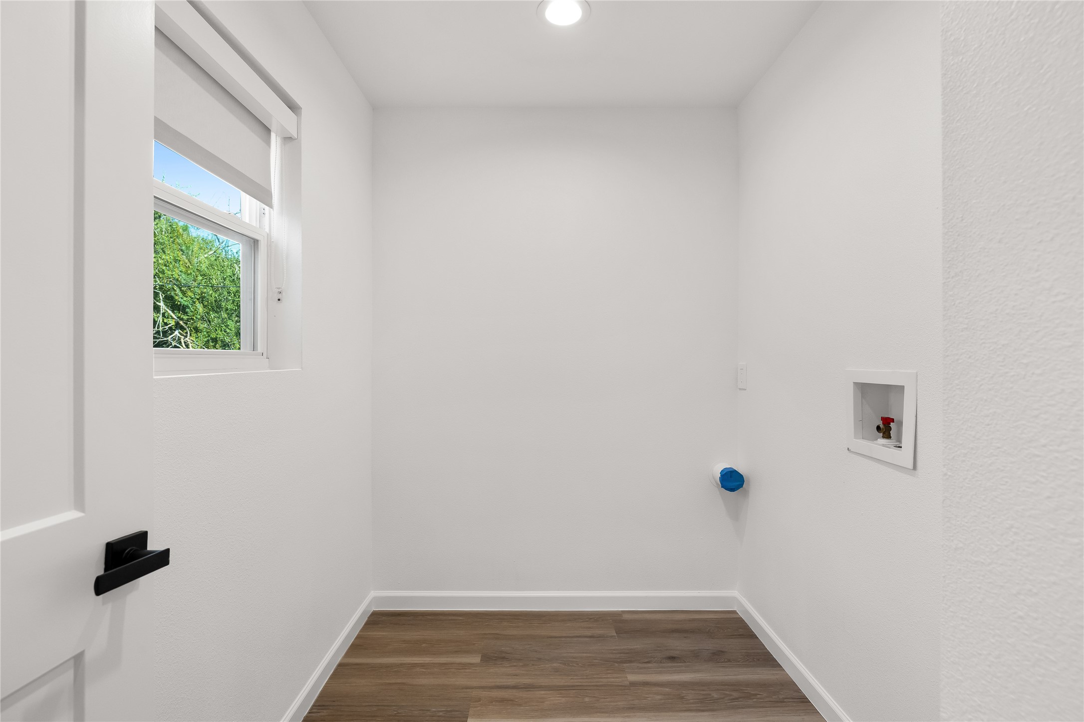 2728 Livingston Avenue