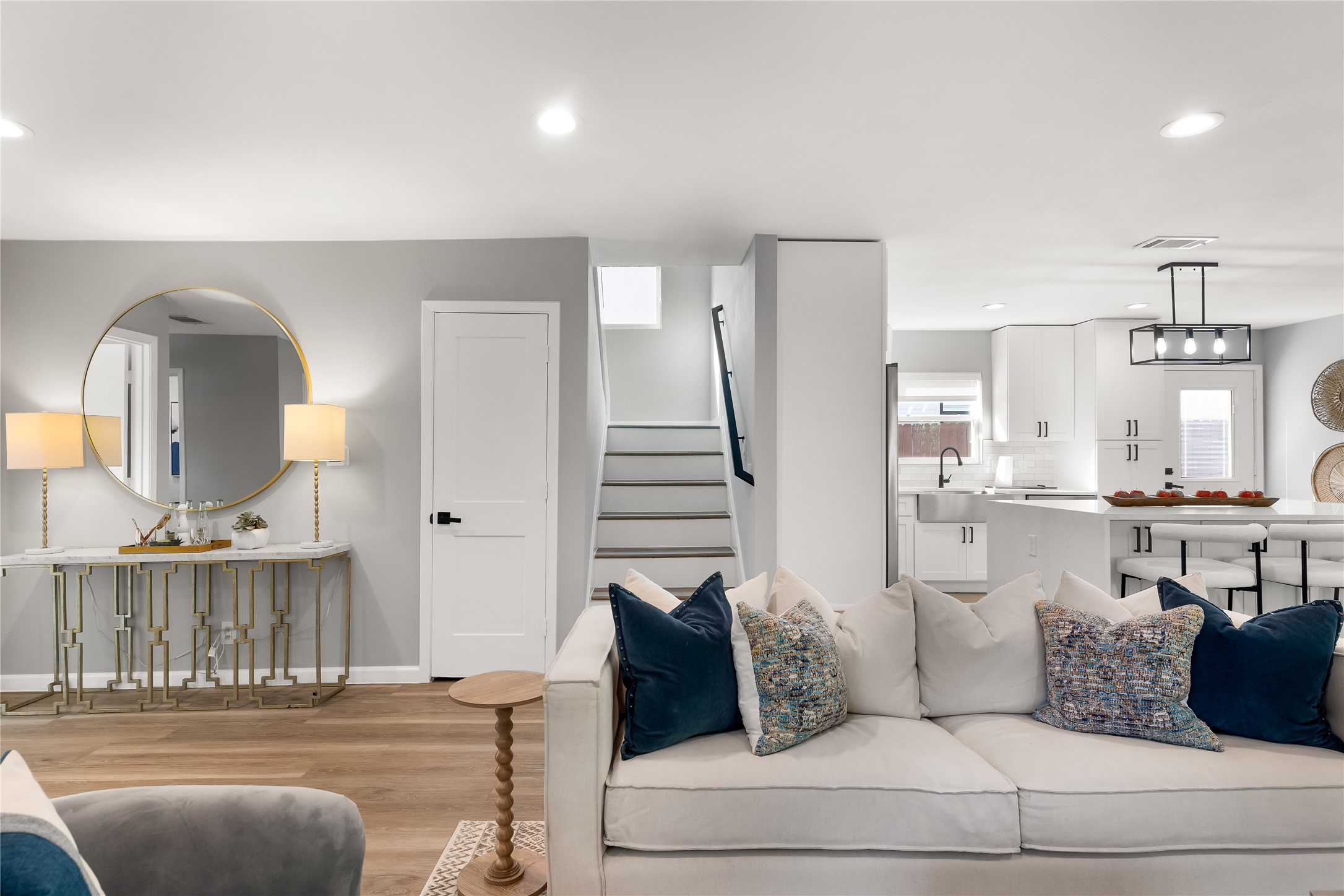 2728 Livingston Avenue