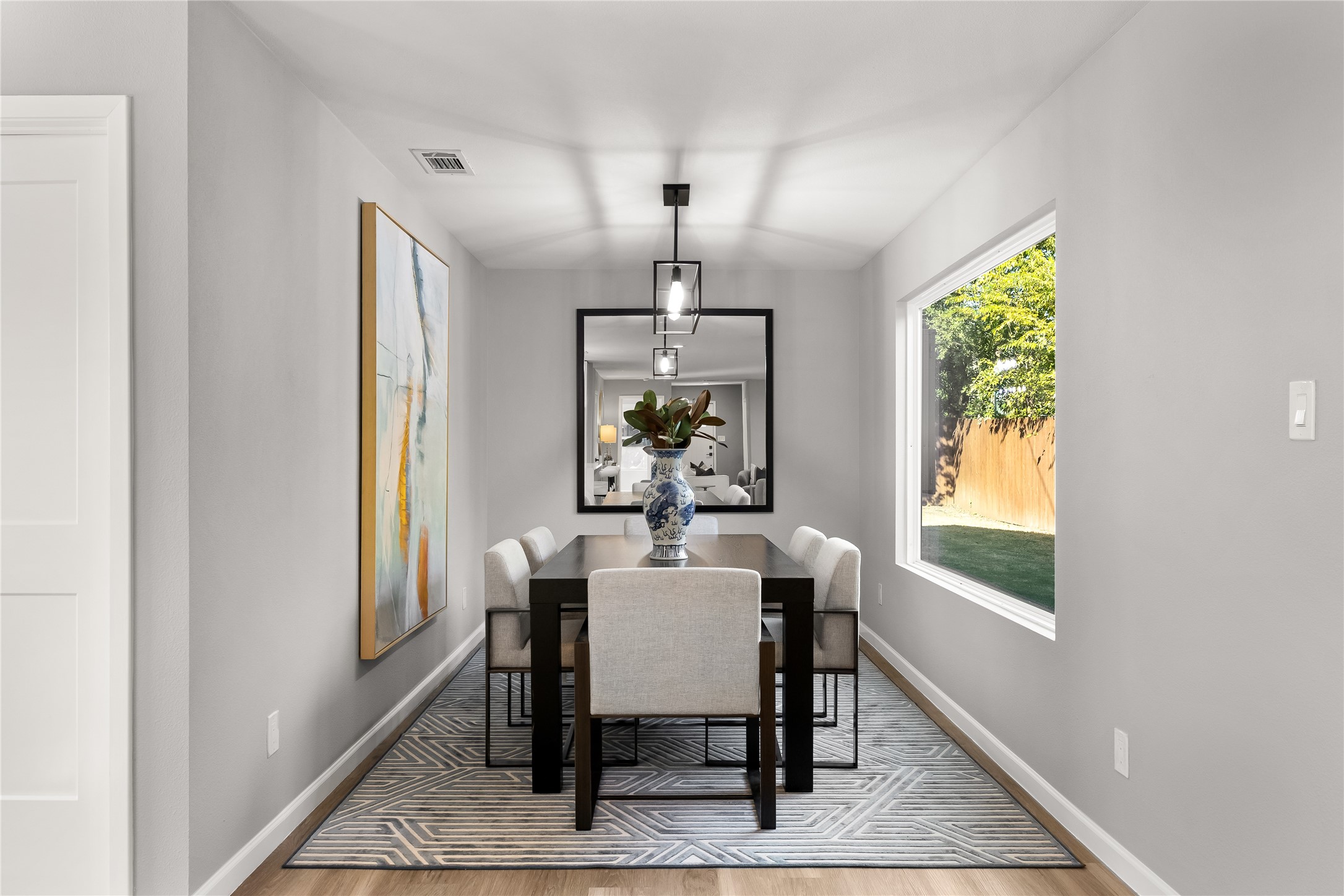 2728 Livingston Avenue