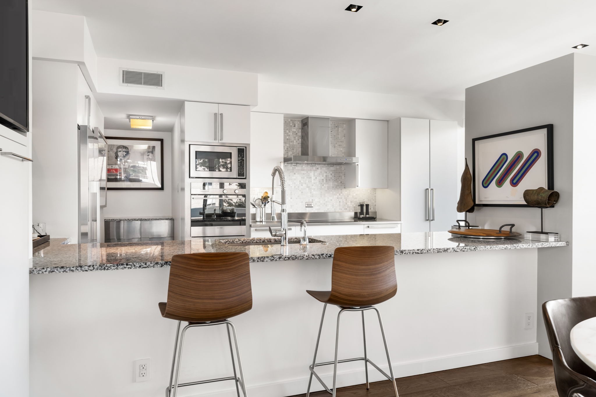 3601 Turtle Creek Boulevard 301