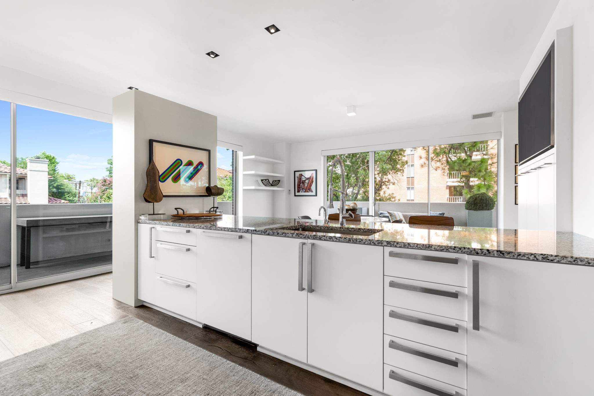 3601 Turtle Creek Boulevard 301